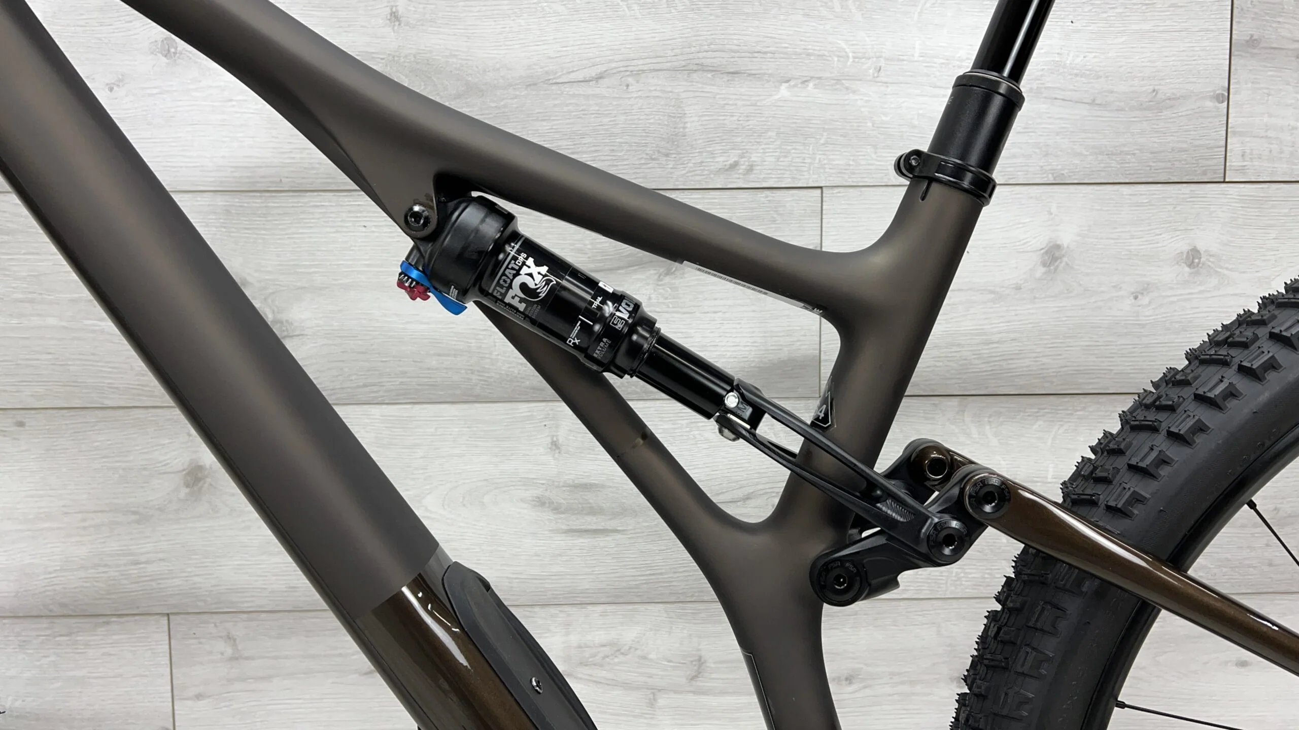 2022 Specialized Stumpjumper Expert Mountain Bike - Large (S4) - Image 10
