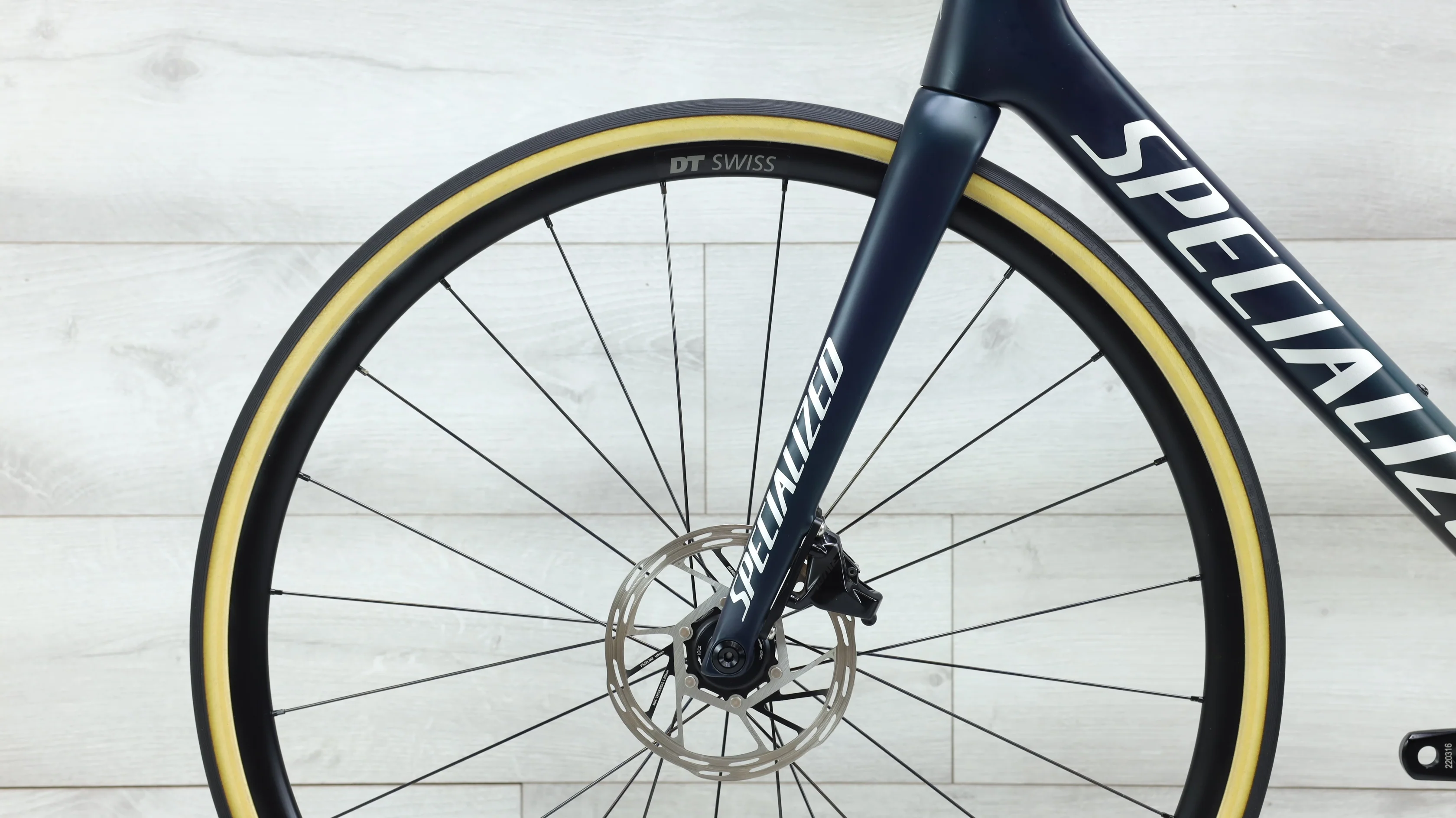 2022 Specialized Tarmac SL7 Comp Rival eTap AXS Road Bike - 61cm - Image 12