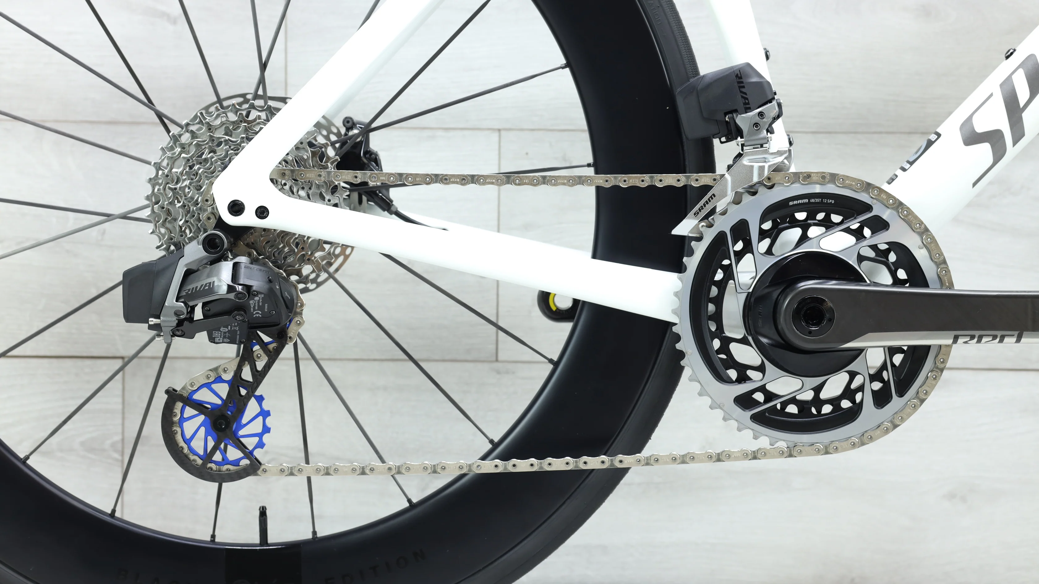 2022 Specialized Tarmac SL7 eTap AXS Road Bike - 58cm - Image 4