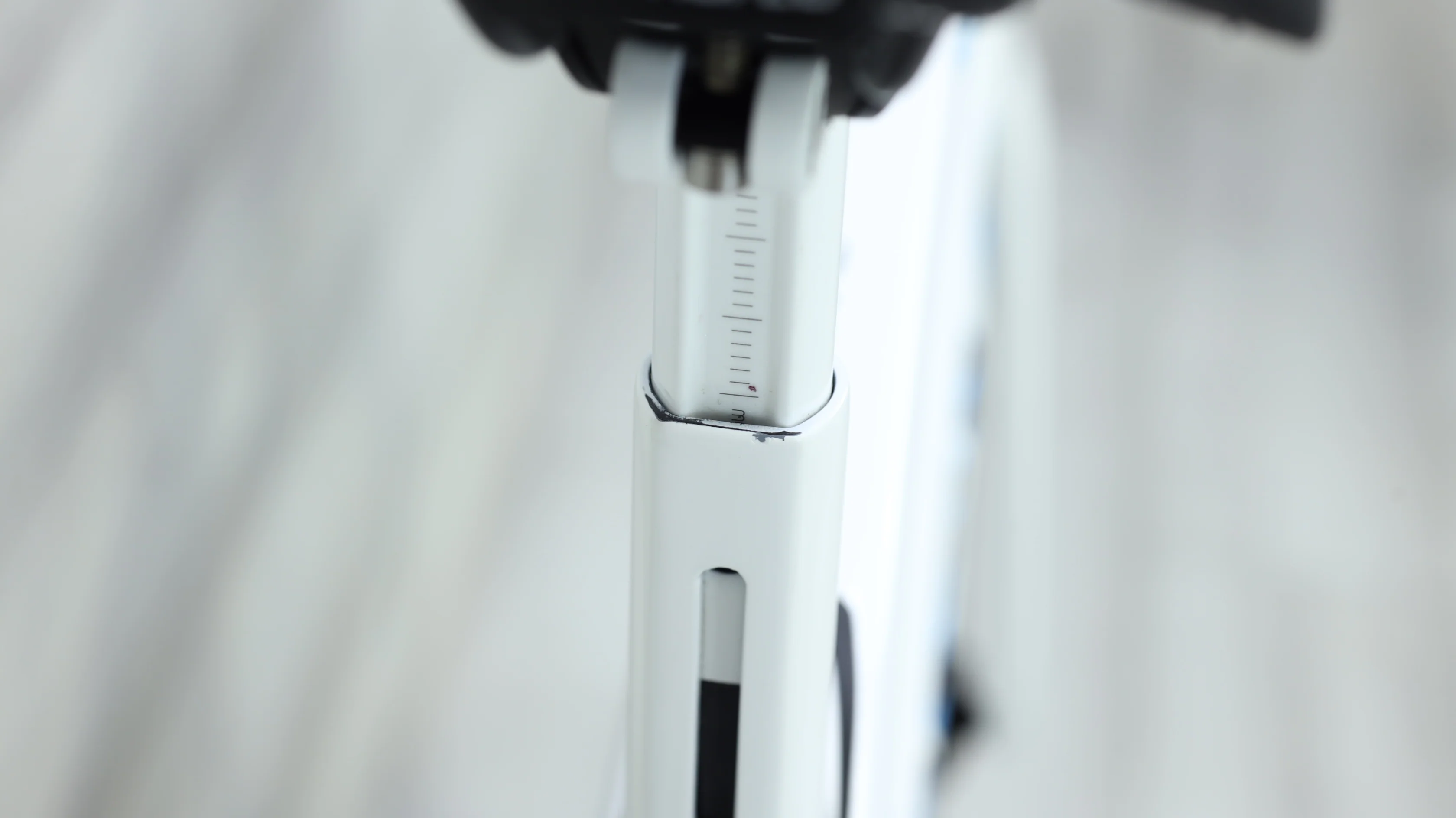 2022 Trek Domane SLR 6 eTap Project One Road Bike - 56cm - Image 13