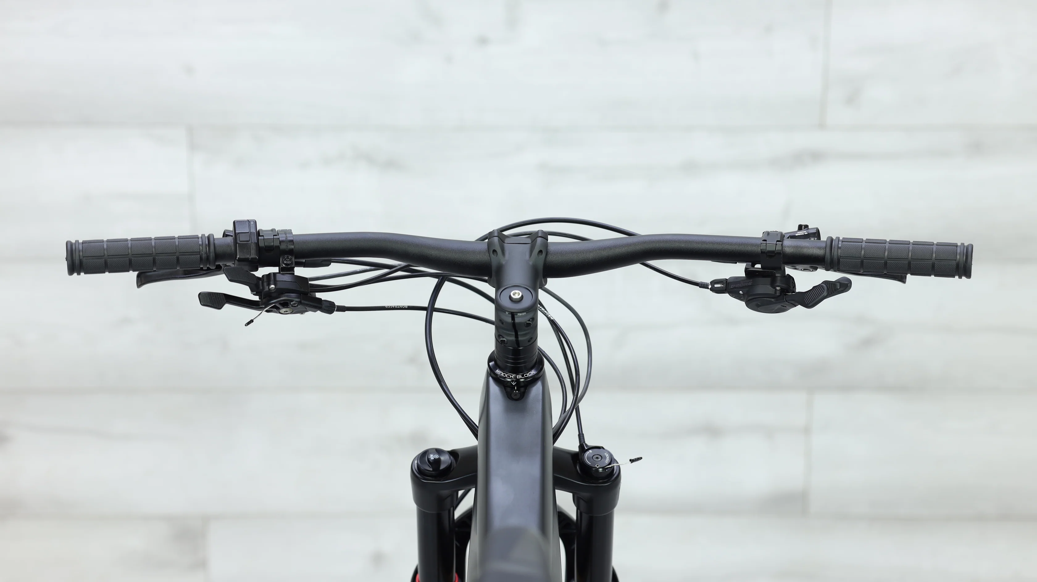 2022 Trek E-Caliber 9.6 Mountain E-Bike - Large - Image 12