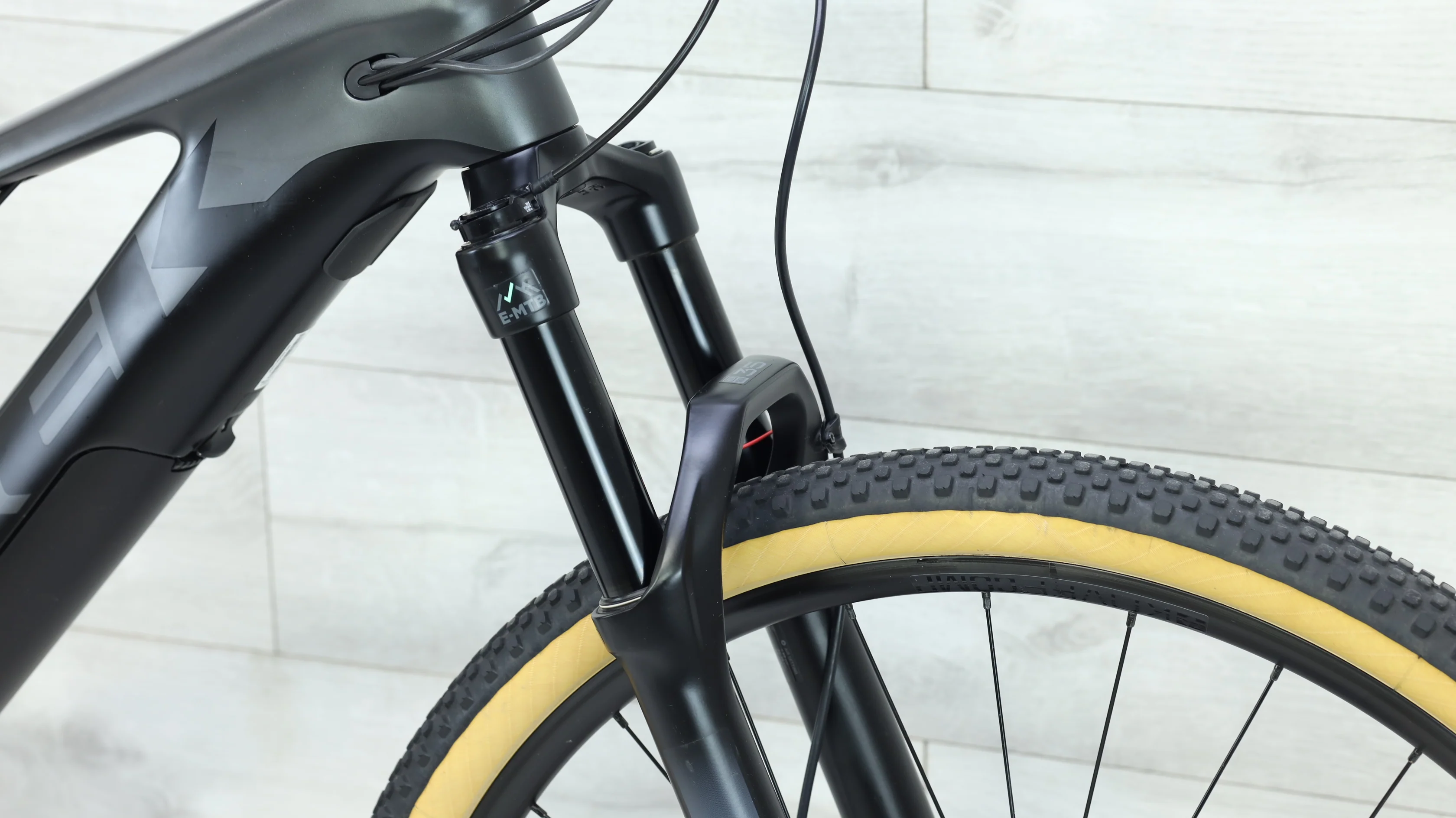 2022 Trek E-Caliber 9.6 Mountain E-Bike - Large - Image 7