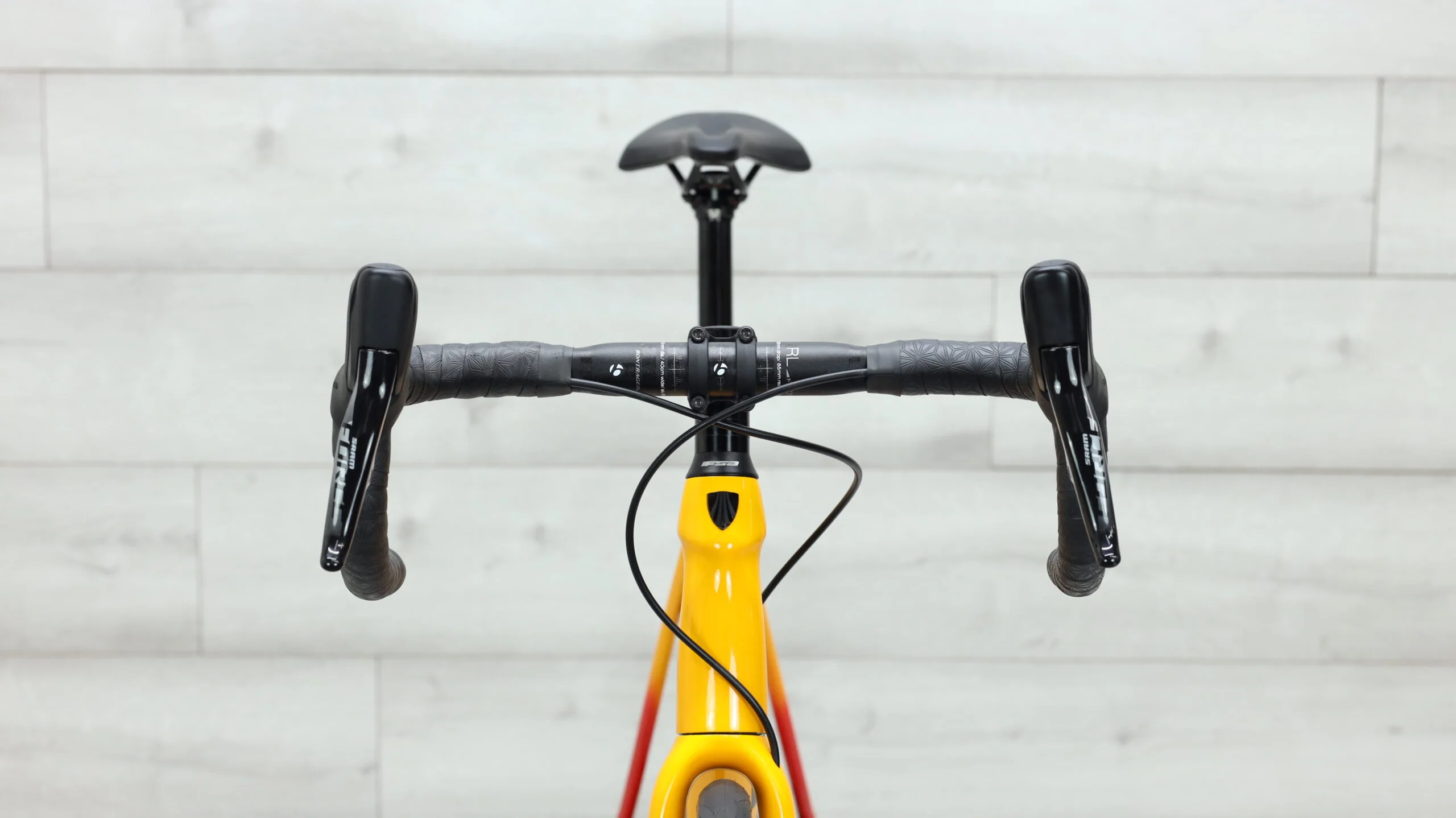 2022 Trek Emonda ALR Road Bike - 54cm - Image 10