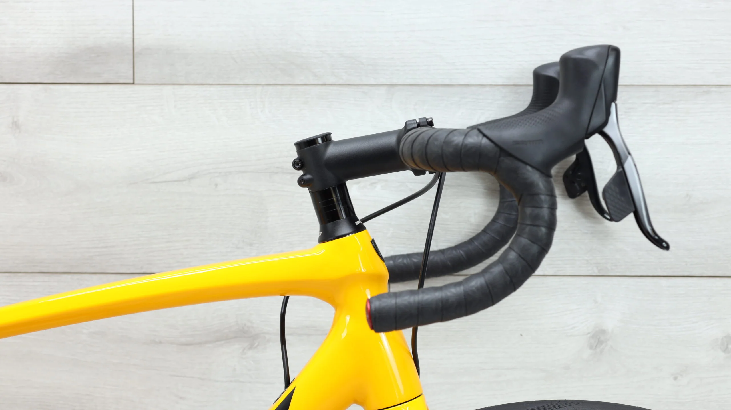 2022 Trek Emonda ALR Road Bike - 54cm - Image 9