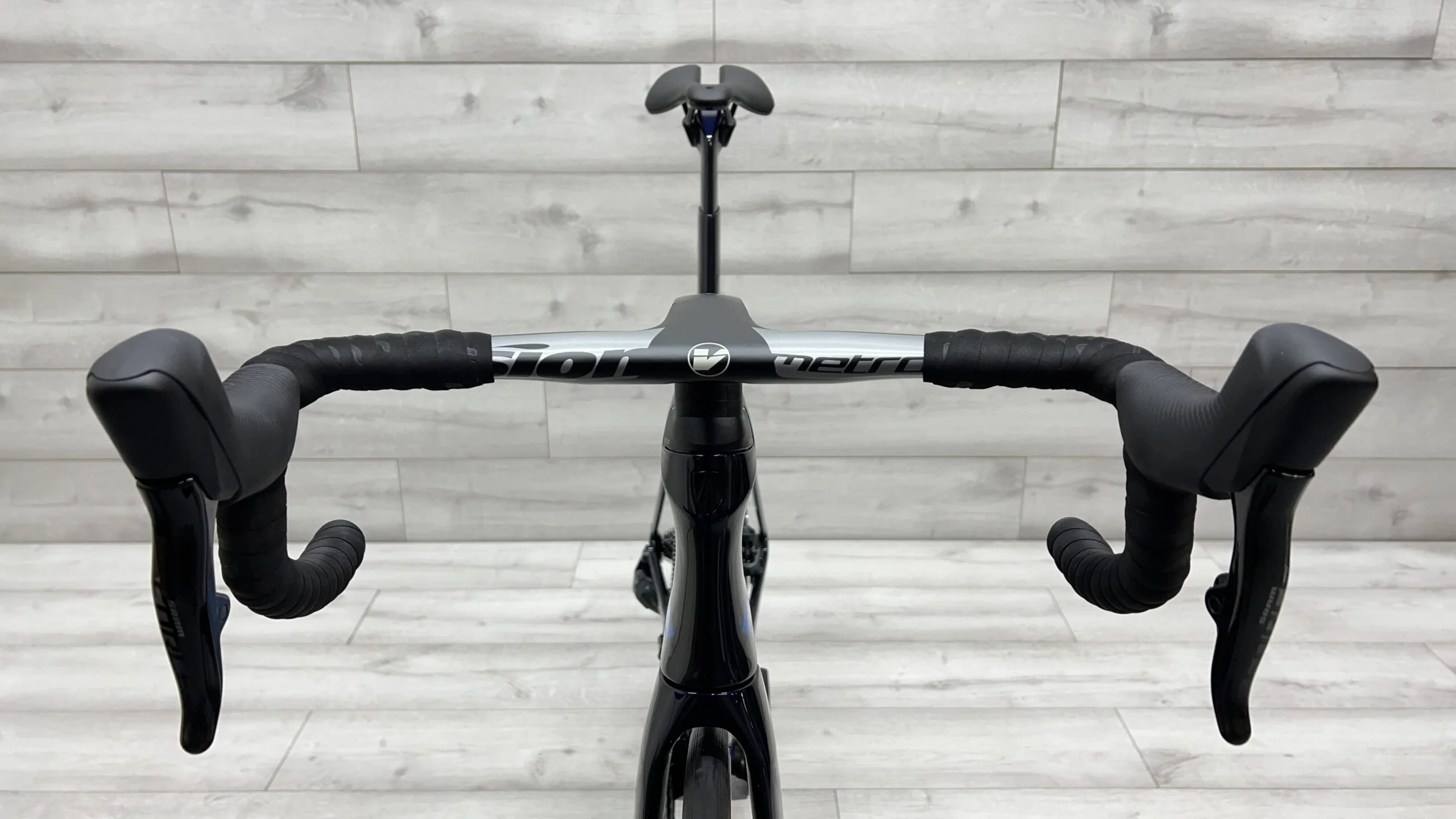 2022 Trek Madone SL 7 eTap  Road Bike - 54cm - Image 10