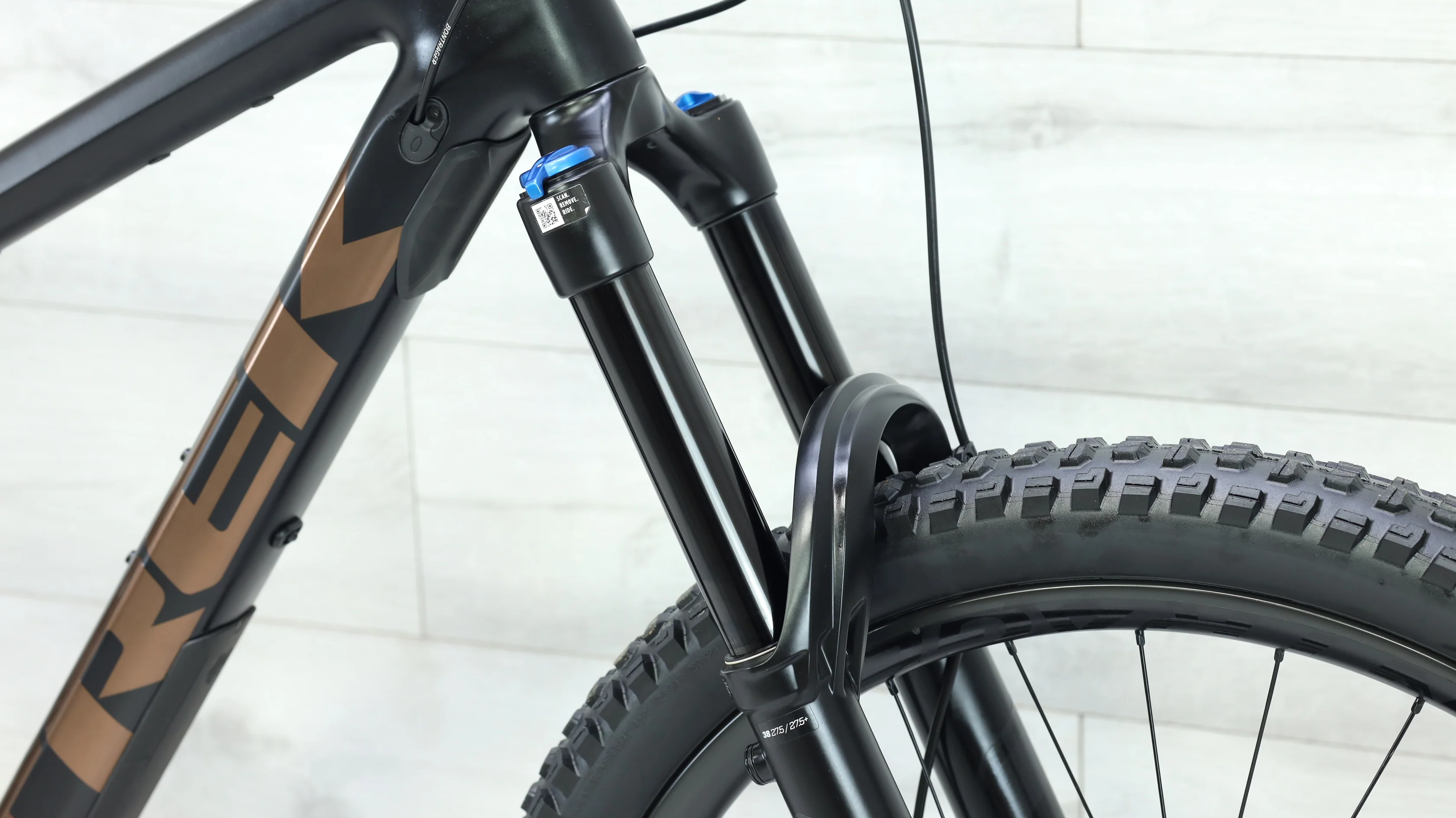 2022 Trek Remedy 9.8 Mountain Bike - Medium - Image 7