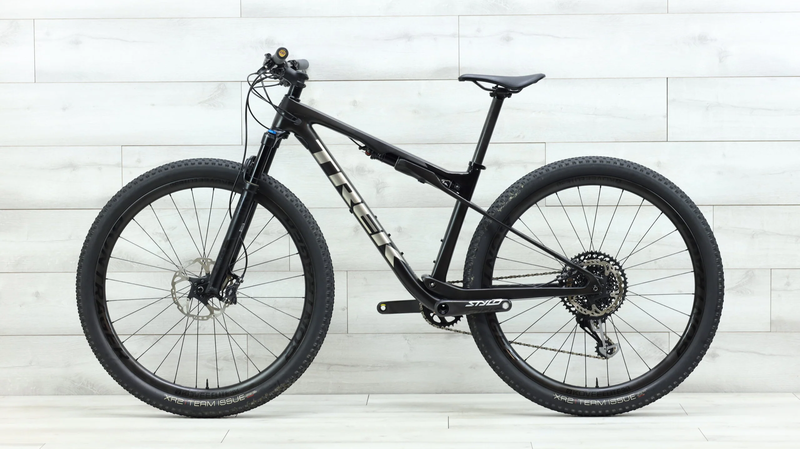 2022 Trek Supercaliber 9.8 GX  Mountain Bike - Medium - Image 2