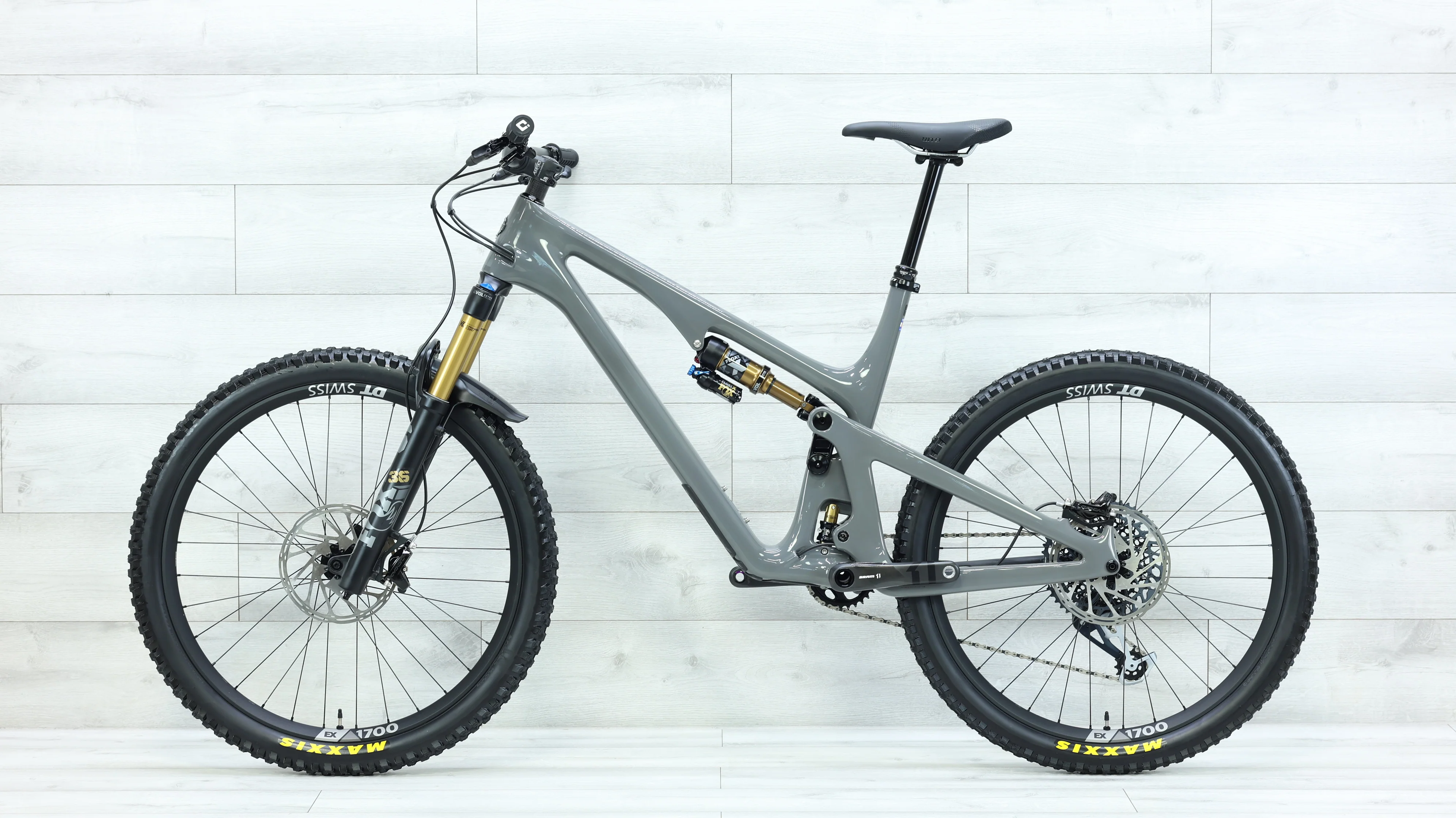 2022 Yeti SB140 T2 Mountain Bike - X-Large - Image 2