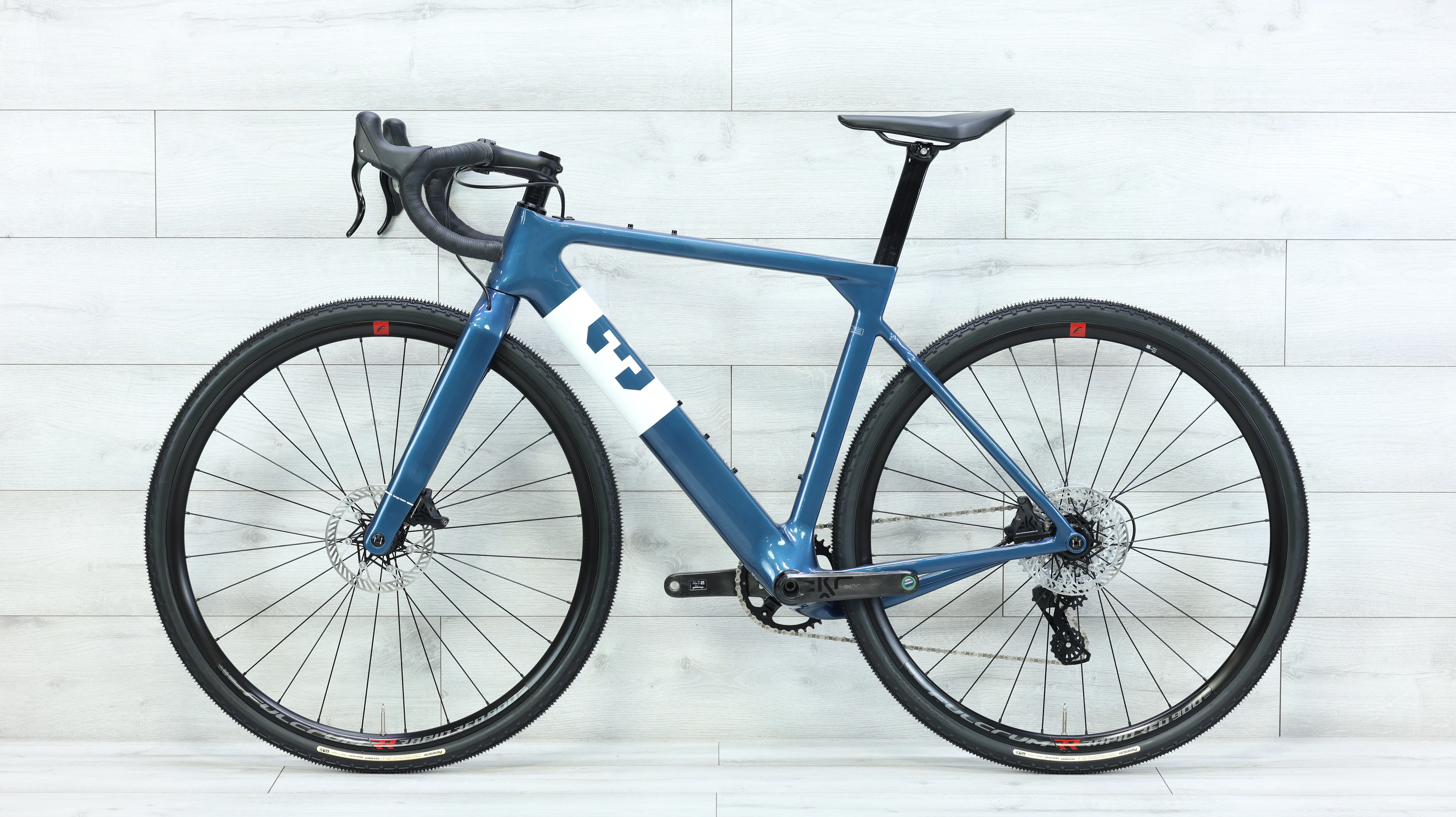 2023 3T Exploro Team Ekar Gravel Bike - Medium - Image 2