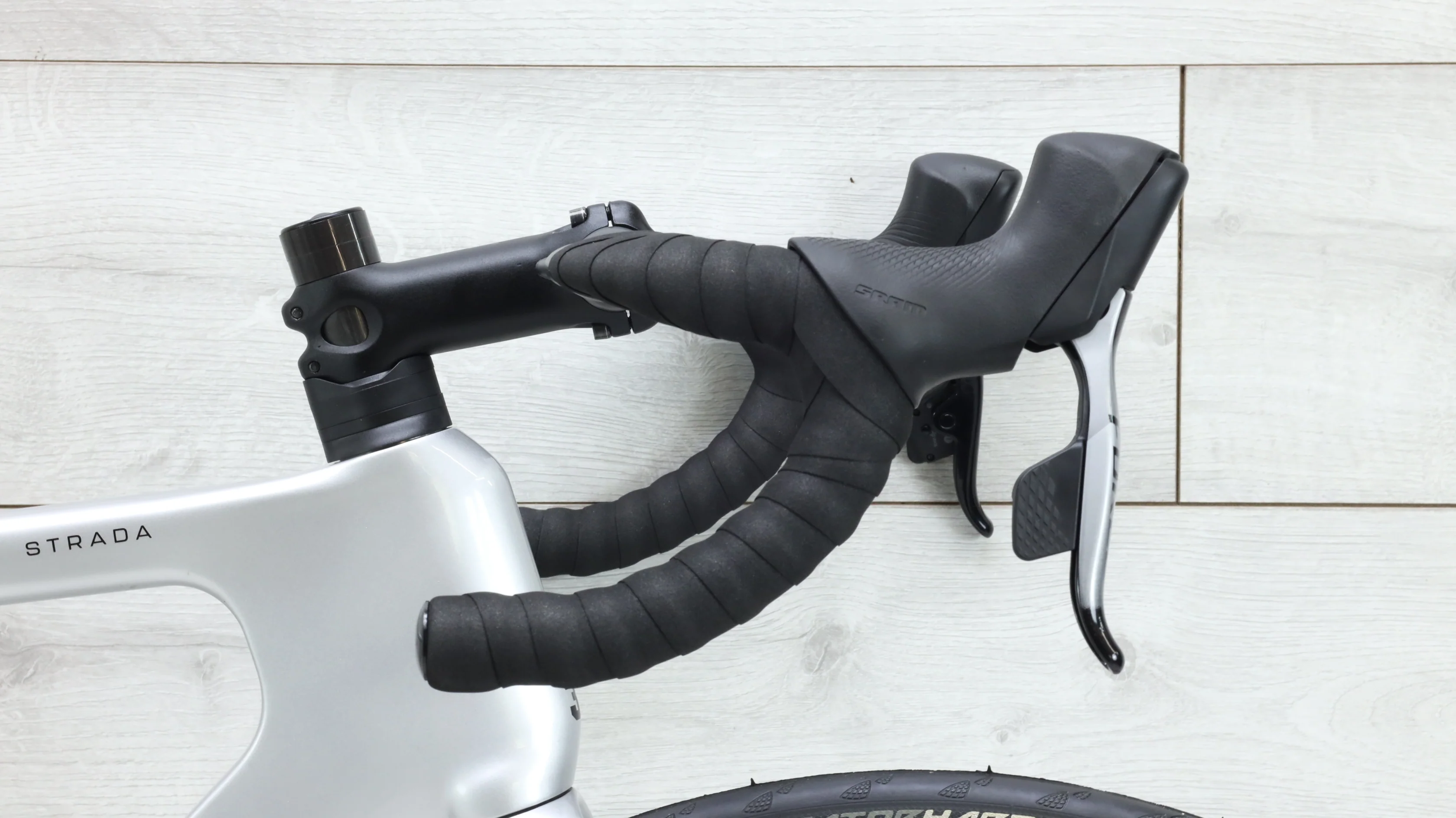 2023 3T Strada Force AXS Road Bike - 54cm - Image 9
