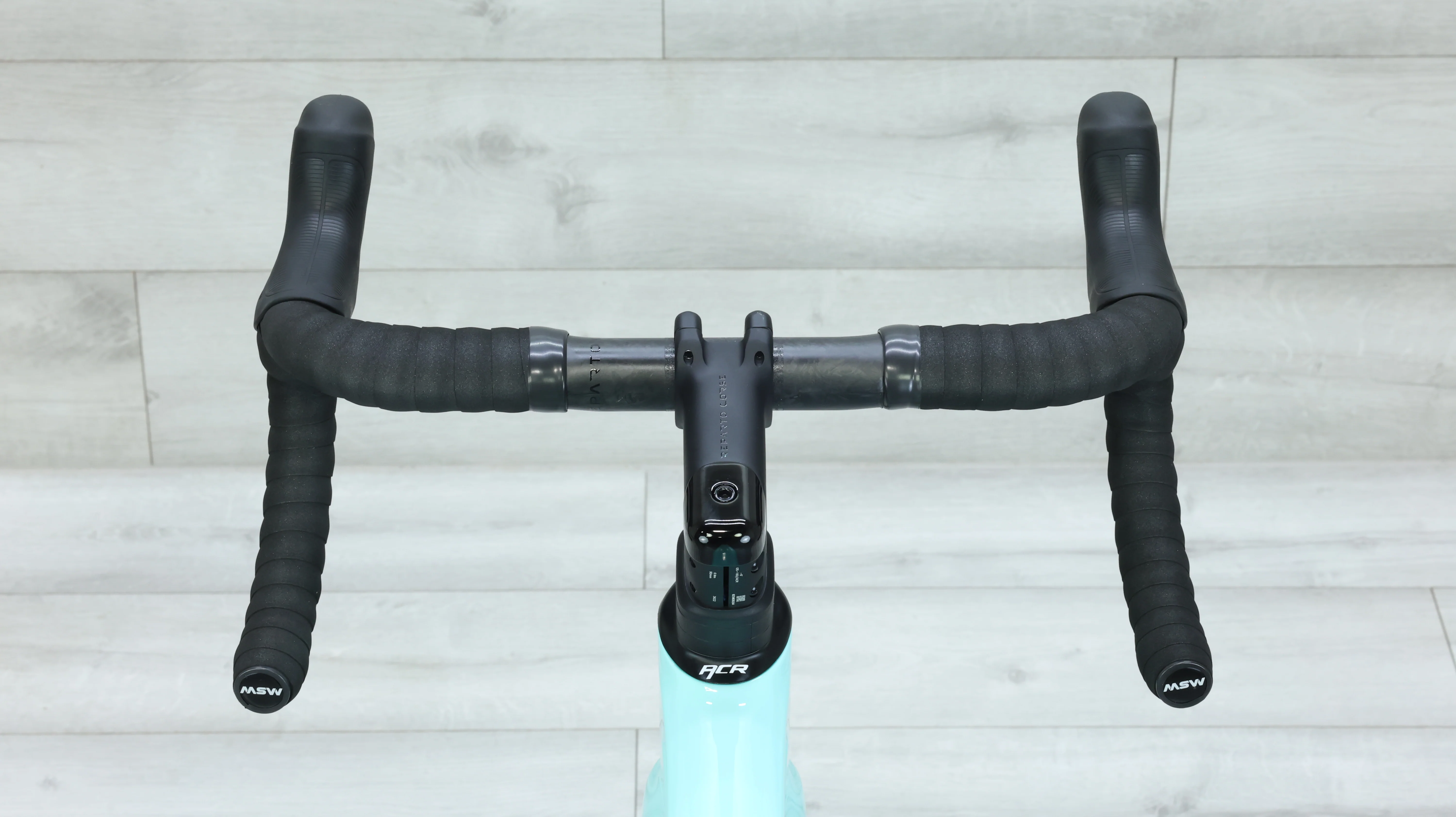 2023 Bianchi Specialissima Red eTap Road Bike - 50cm - Image 12