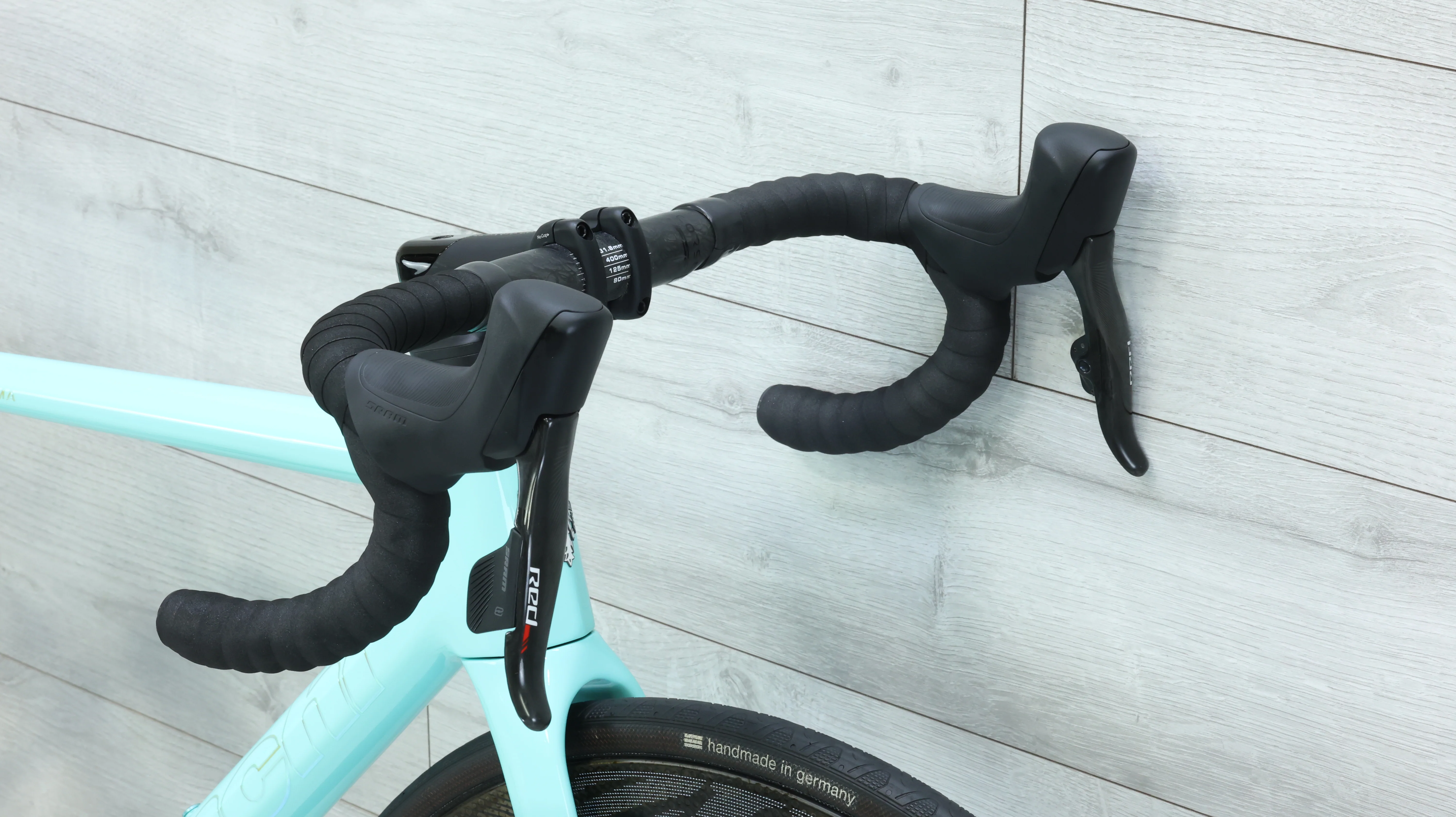 2023 Bianchi Specialissima Red eTap Road Bike - 50cm - Image 9