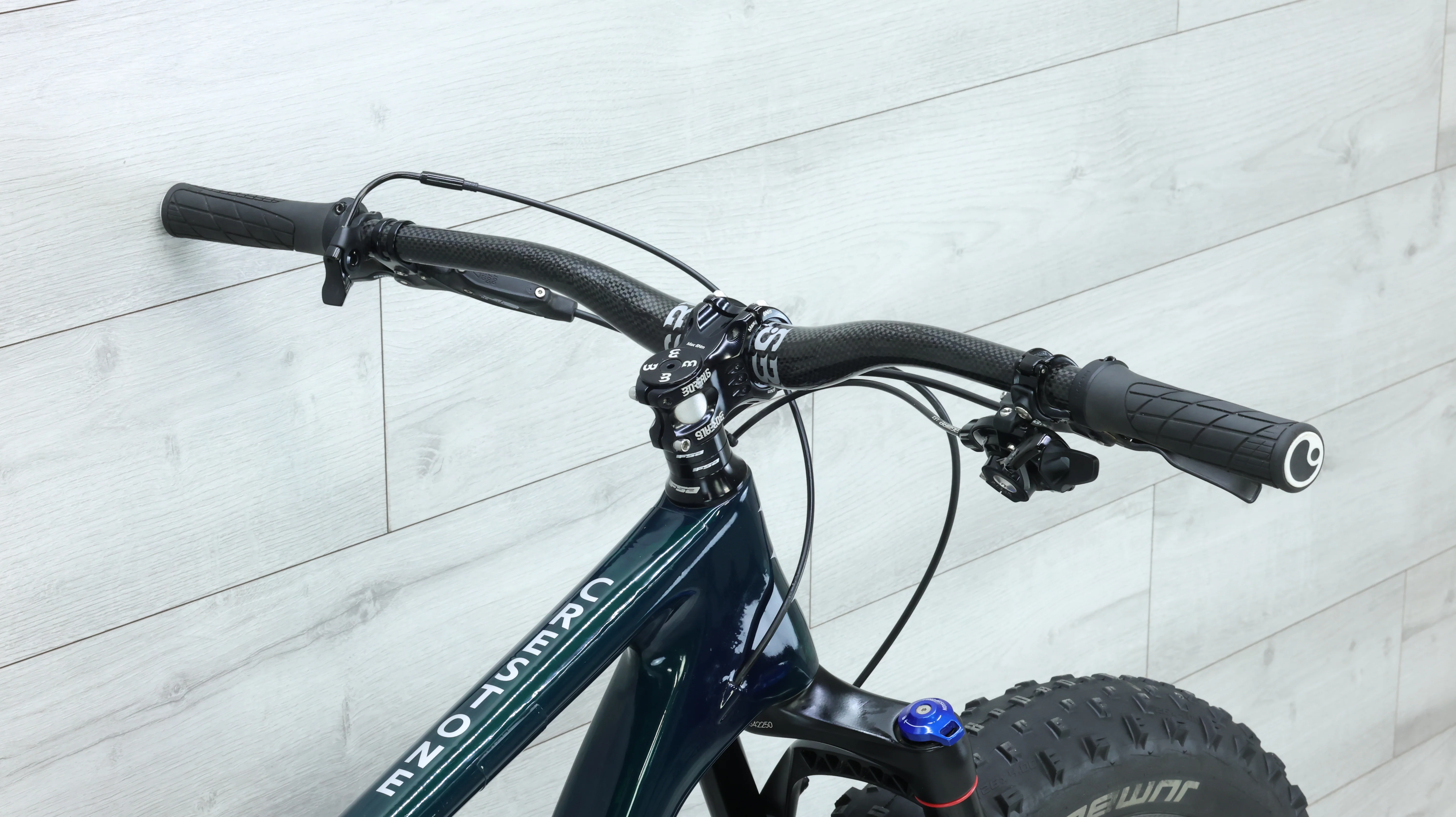 2023 Borealis Crestone SRAM X01 Fat Bike - Large - Image 10