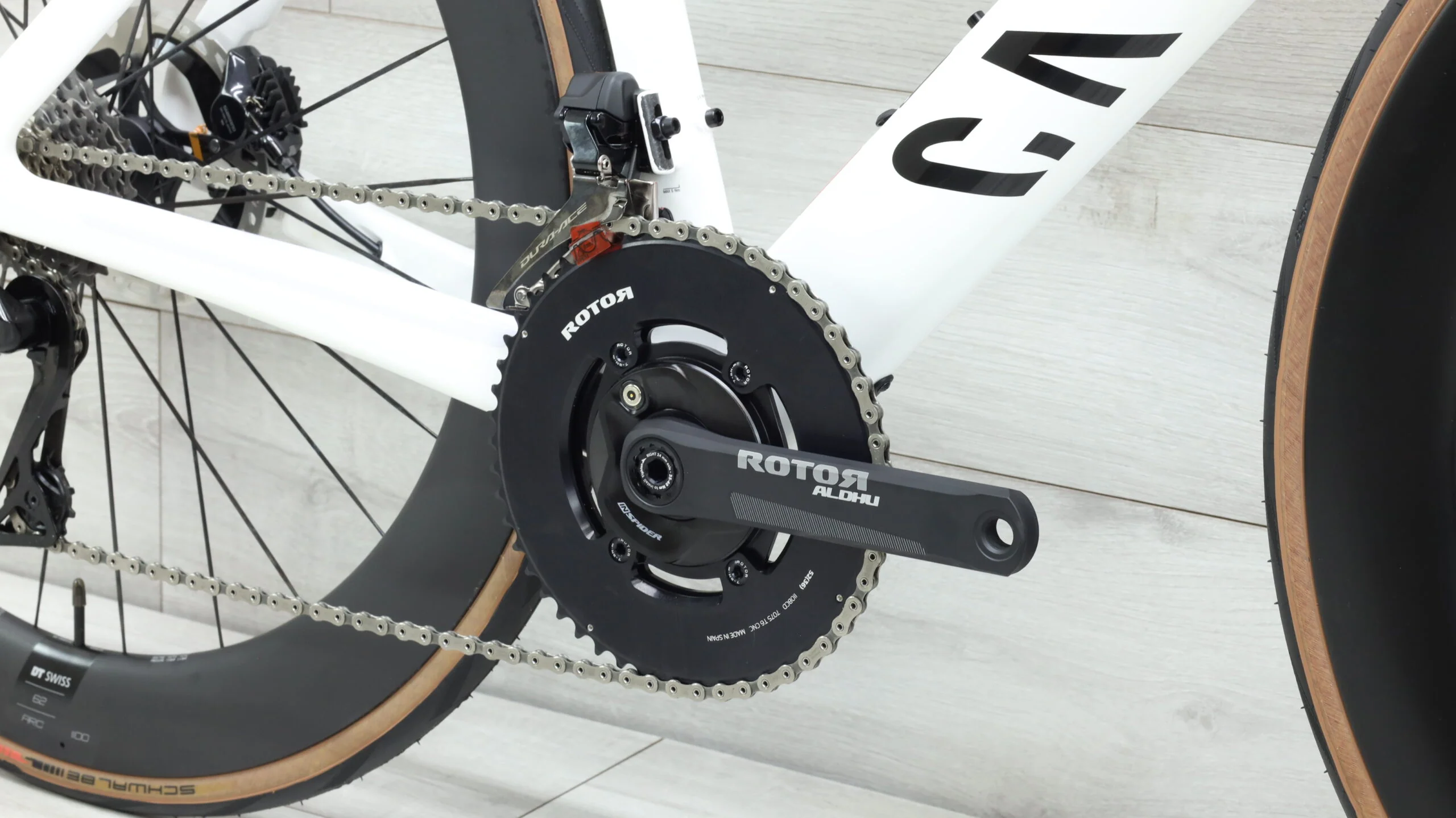 2023 Canyon Aeroad CFR Disc Di2 Road Bike - Large - Image 5
