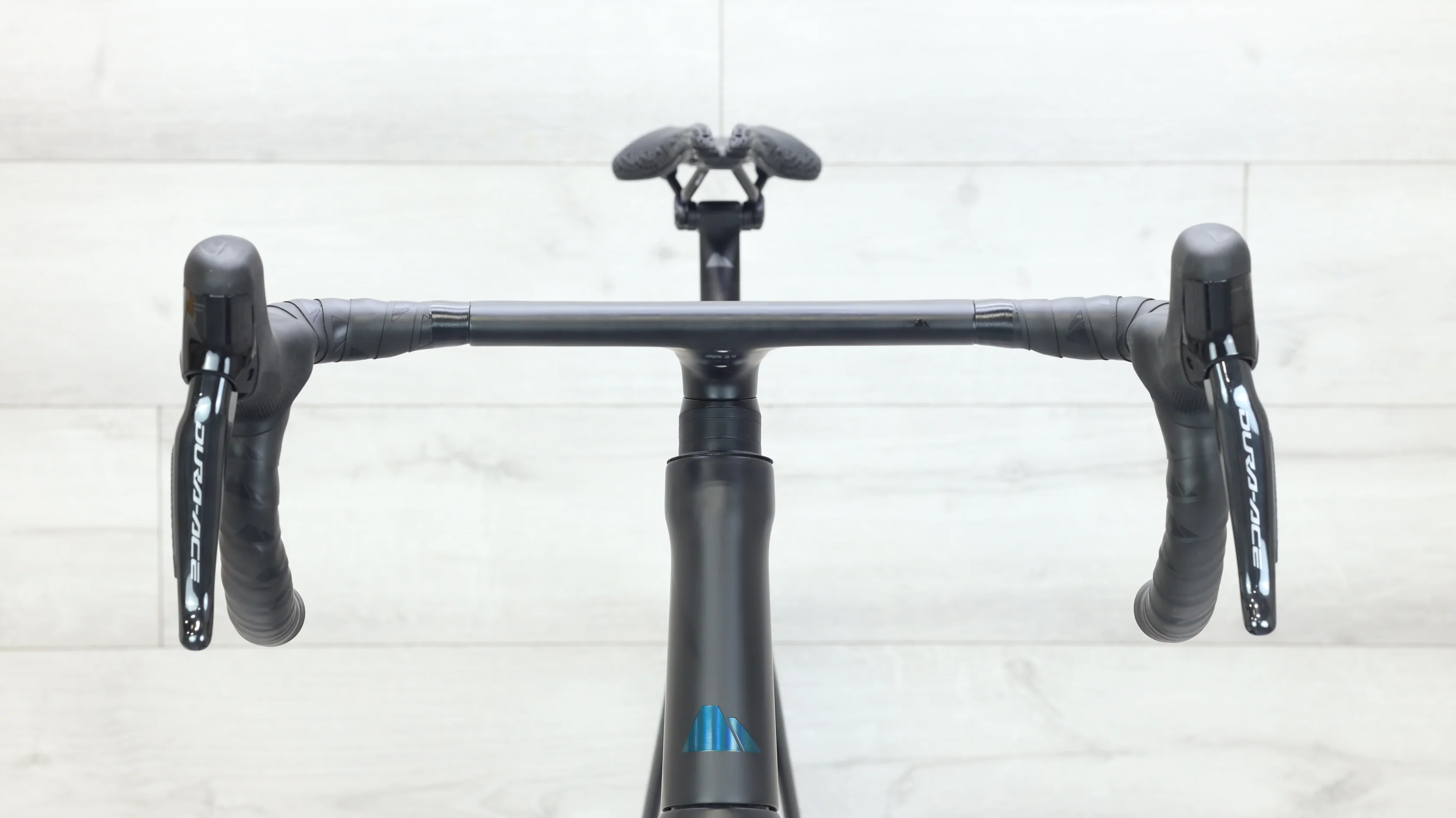 2023 Canyon Endurace CFR Di2 Road Bike - Medium - Image 11