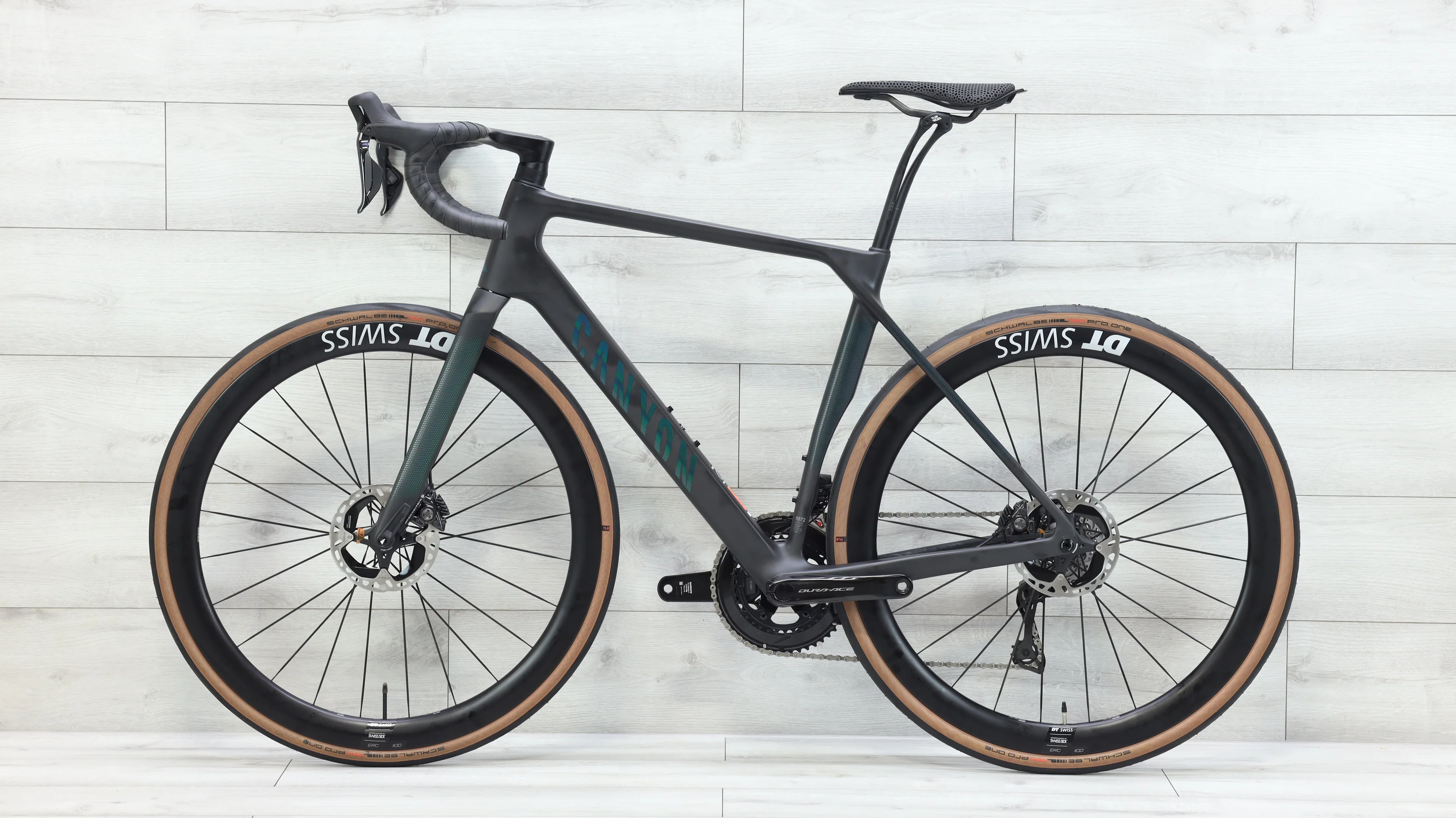 2023 Canyon Endurace CFR Di2 Road Bike - Medium - Image 2