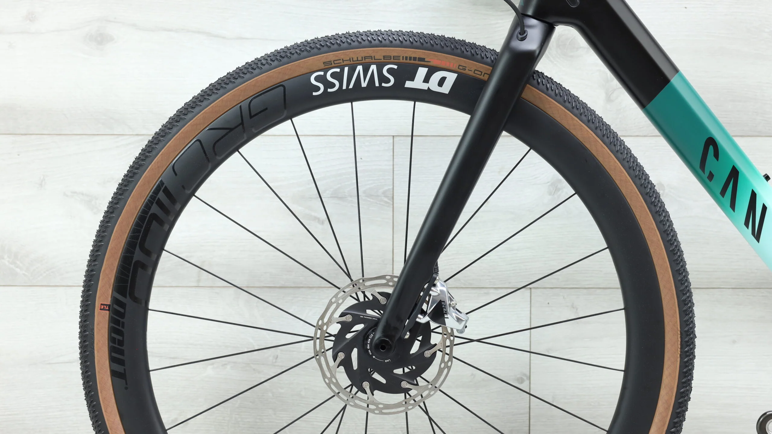 2023 Canyon Grail CF SLX 9 eTap Gravel Bike - Small - Image 12