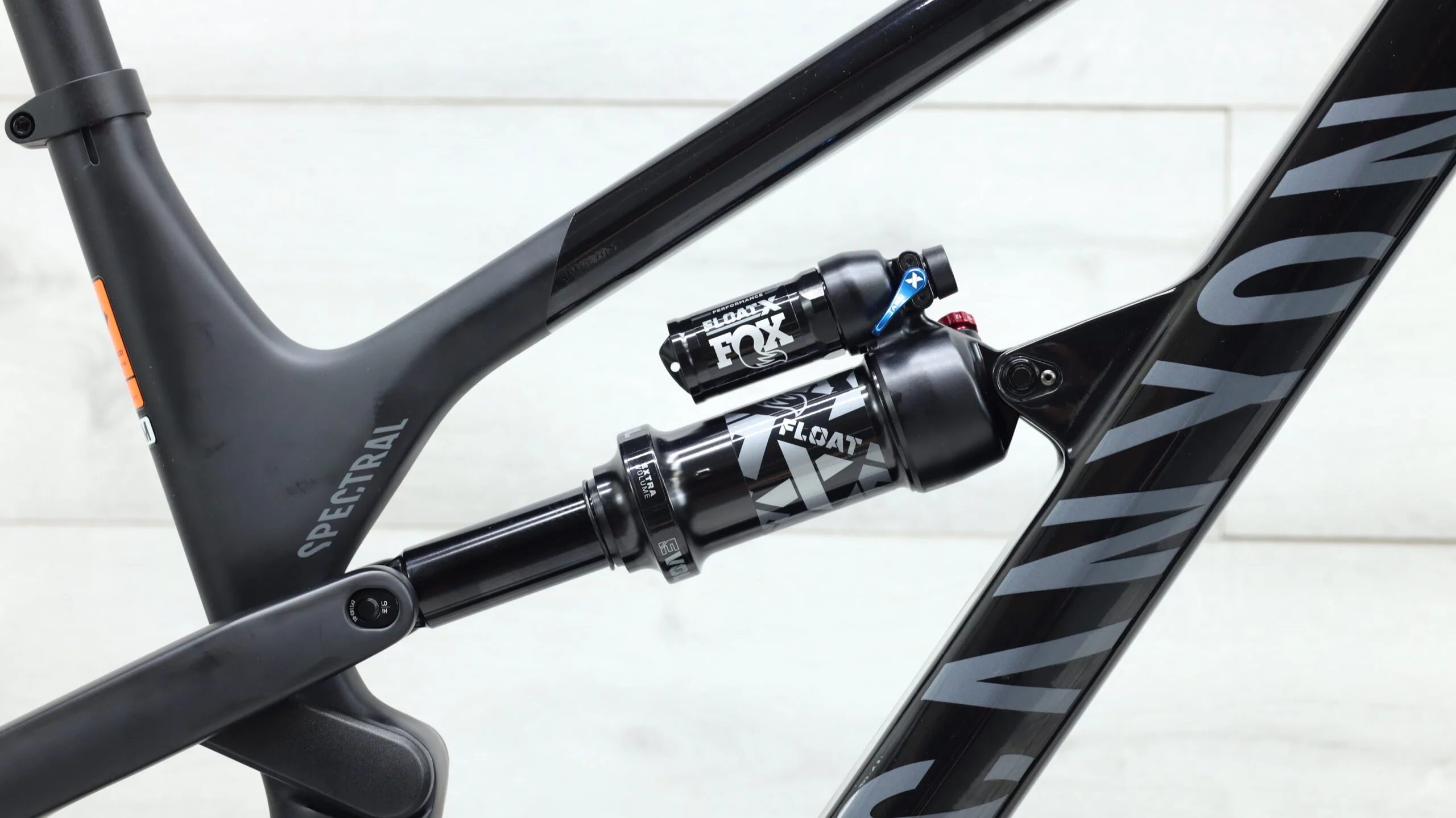 2023 Canyon Spectral 27.5 CF 7  Mountain Bike - Medium - Image 9