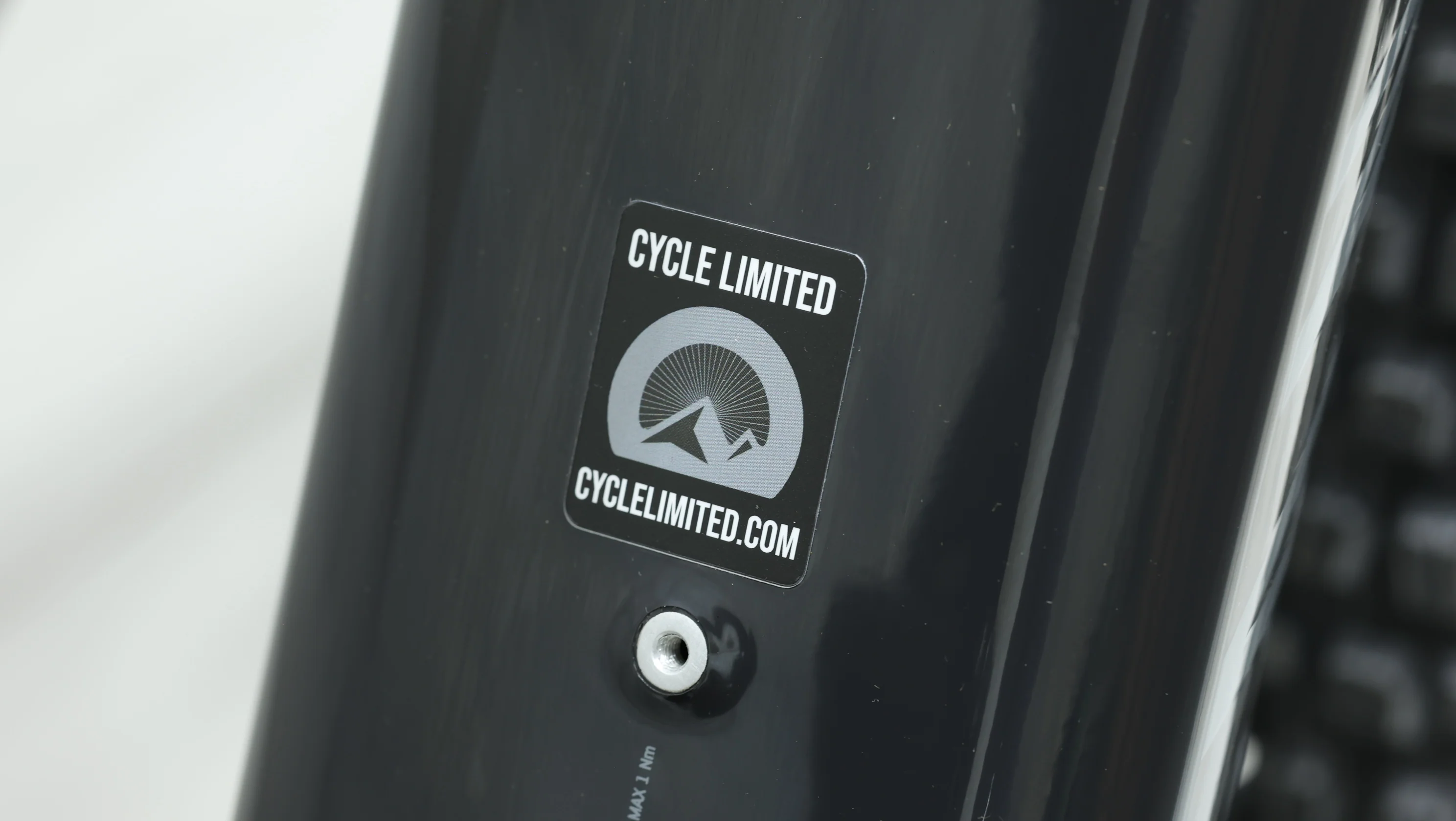 2023 Canyon Spectral:ON CF 8 Mountain E-Bike - Small - Image 3