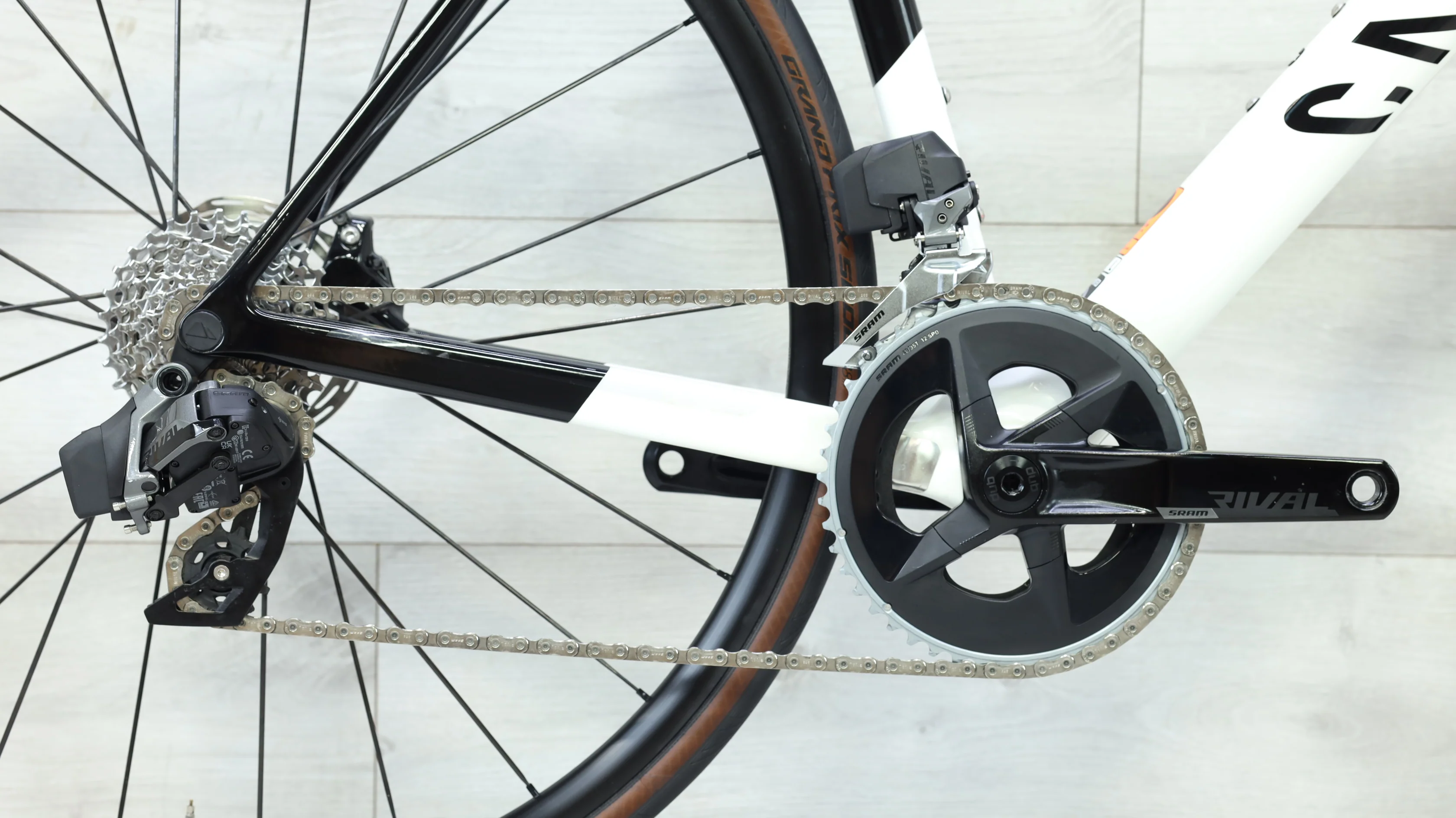 2023 Canyon Ultimate CF SL 7 AXS Road Bike - Large - Image 4