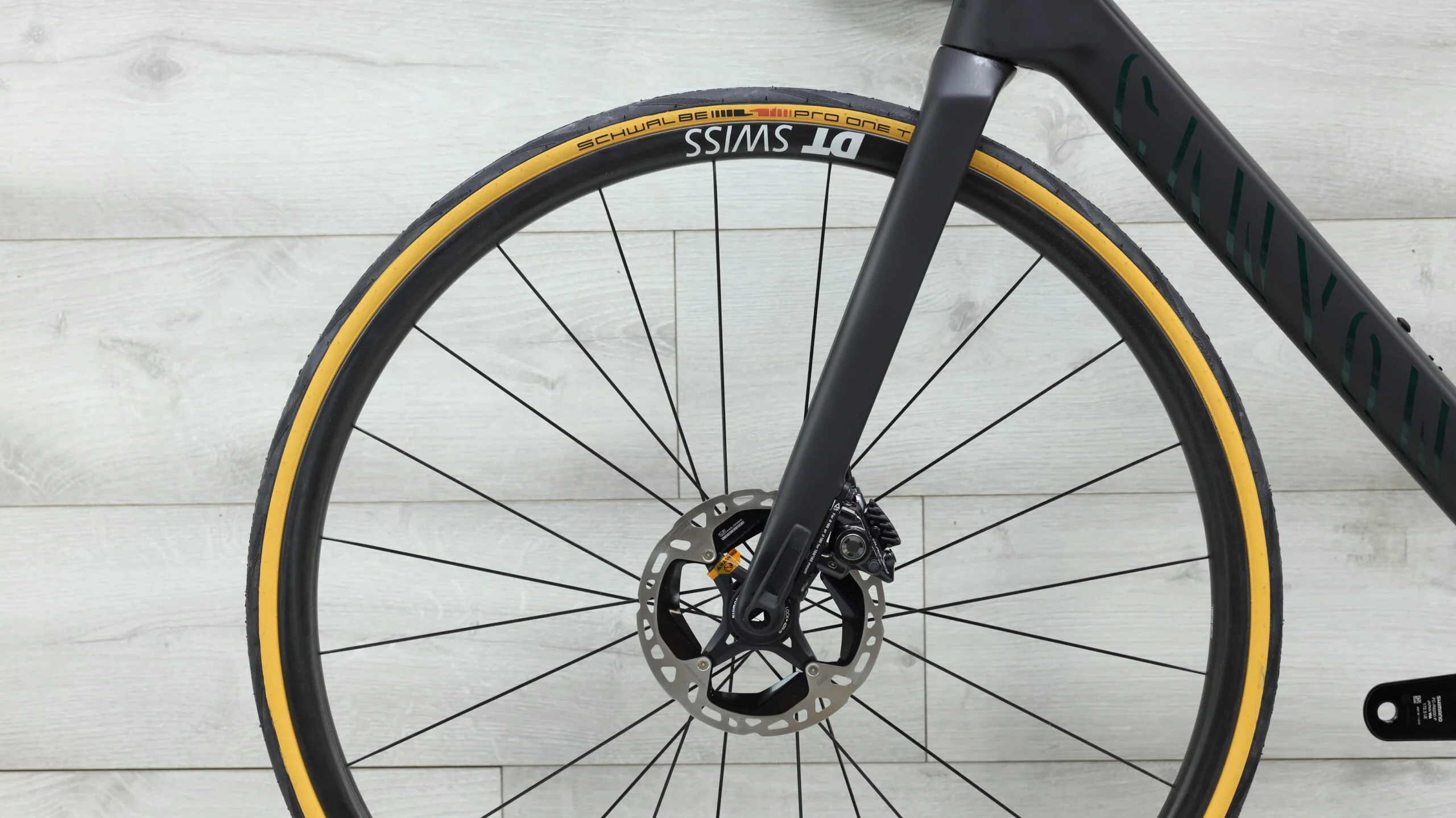 2023 Canyon Ultimate CFR Di2  Road Bike - Medium - Image 12