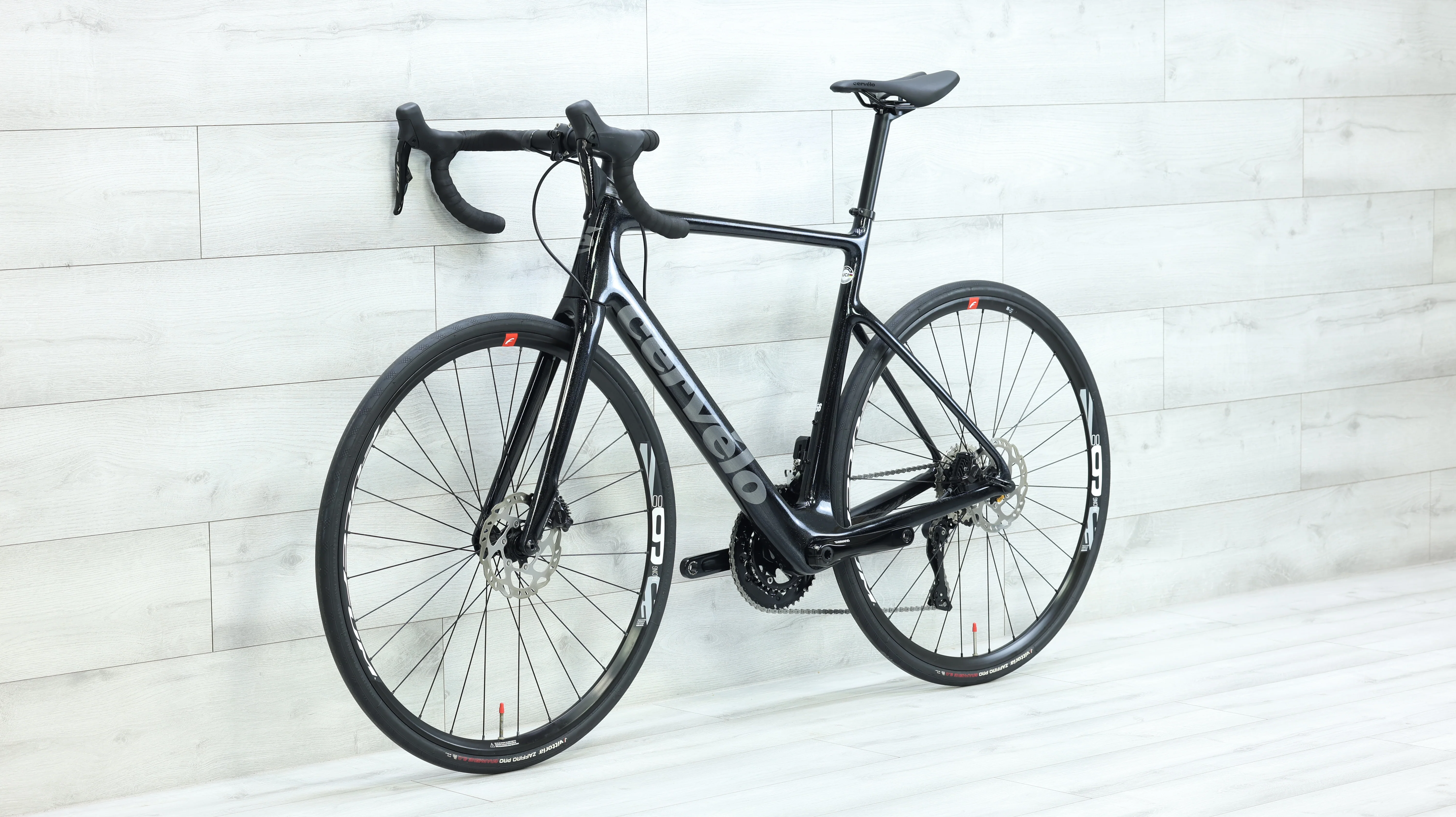 2023 Cervelo Caledonia 105 Di2 Road Bike - 56cm - Image 4