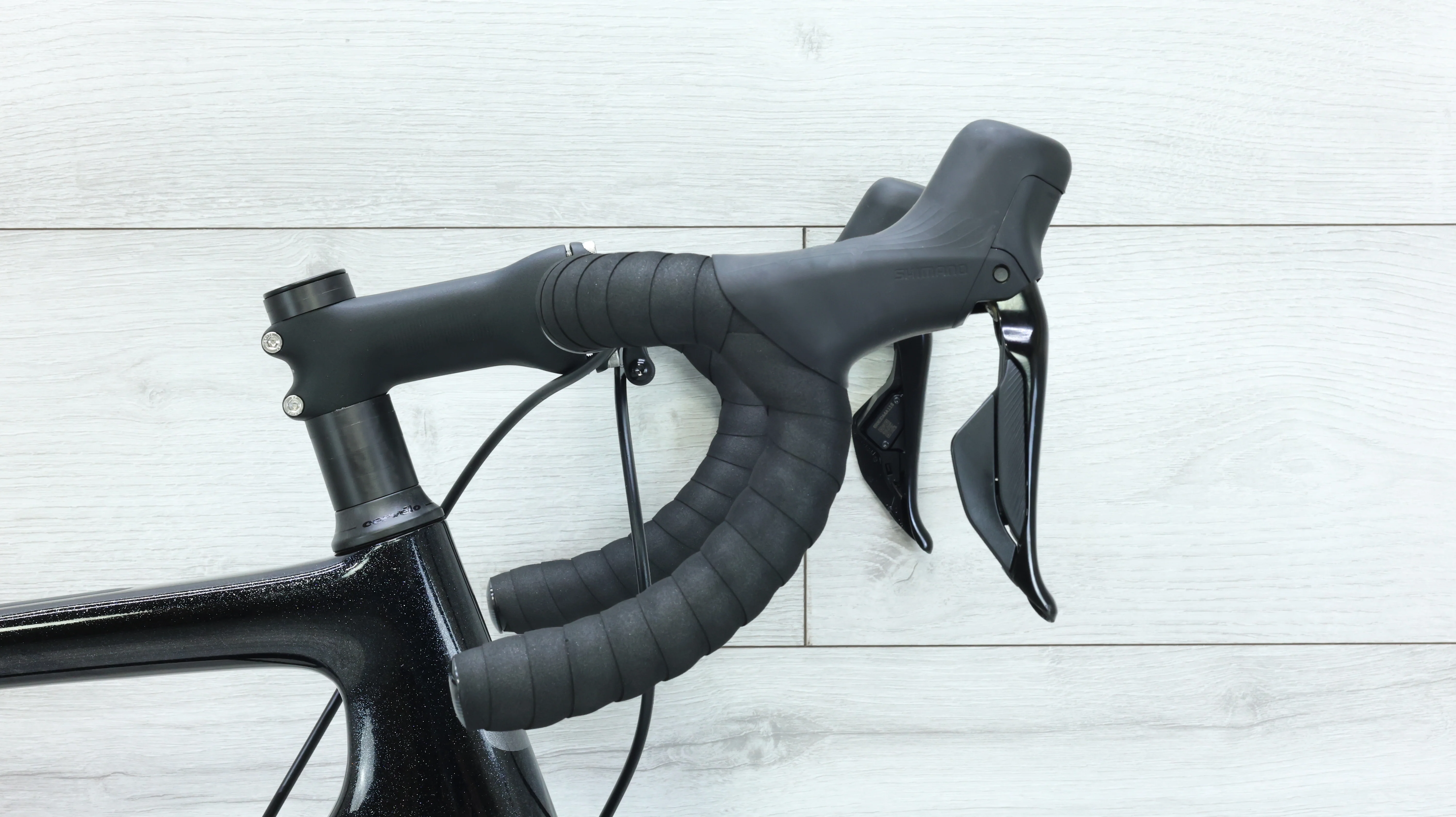 2023 Cervelo Caledonia 105 Di2 Road Bike - 56cm - Image 9