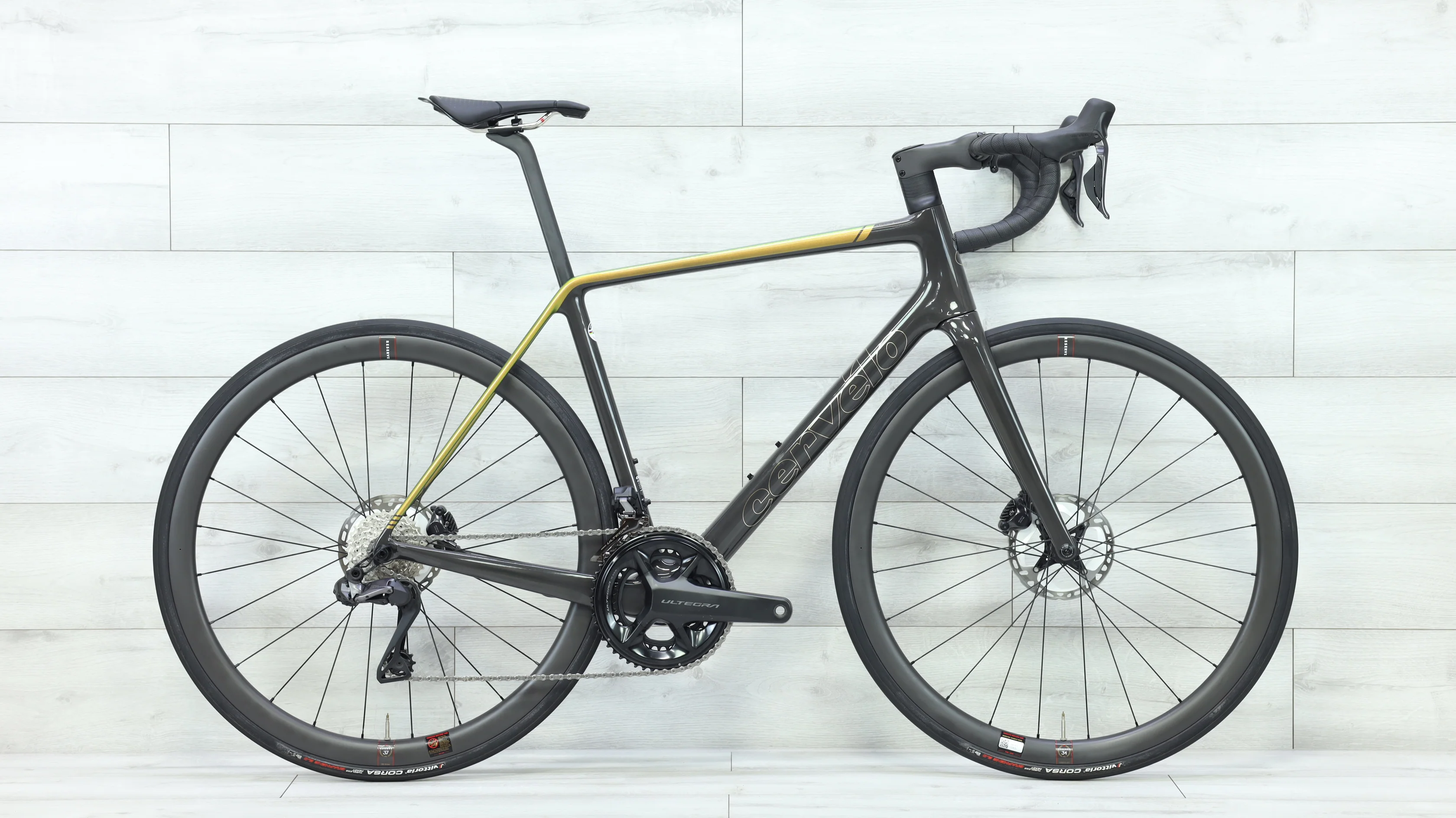 2023 Cervelo R5 Ultegra Di2 Road Bike - 56cm
