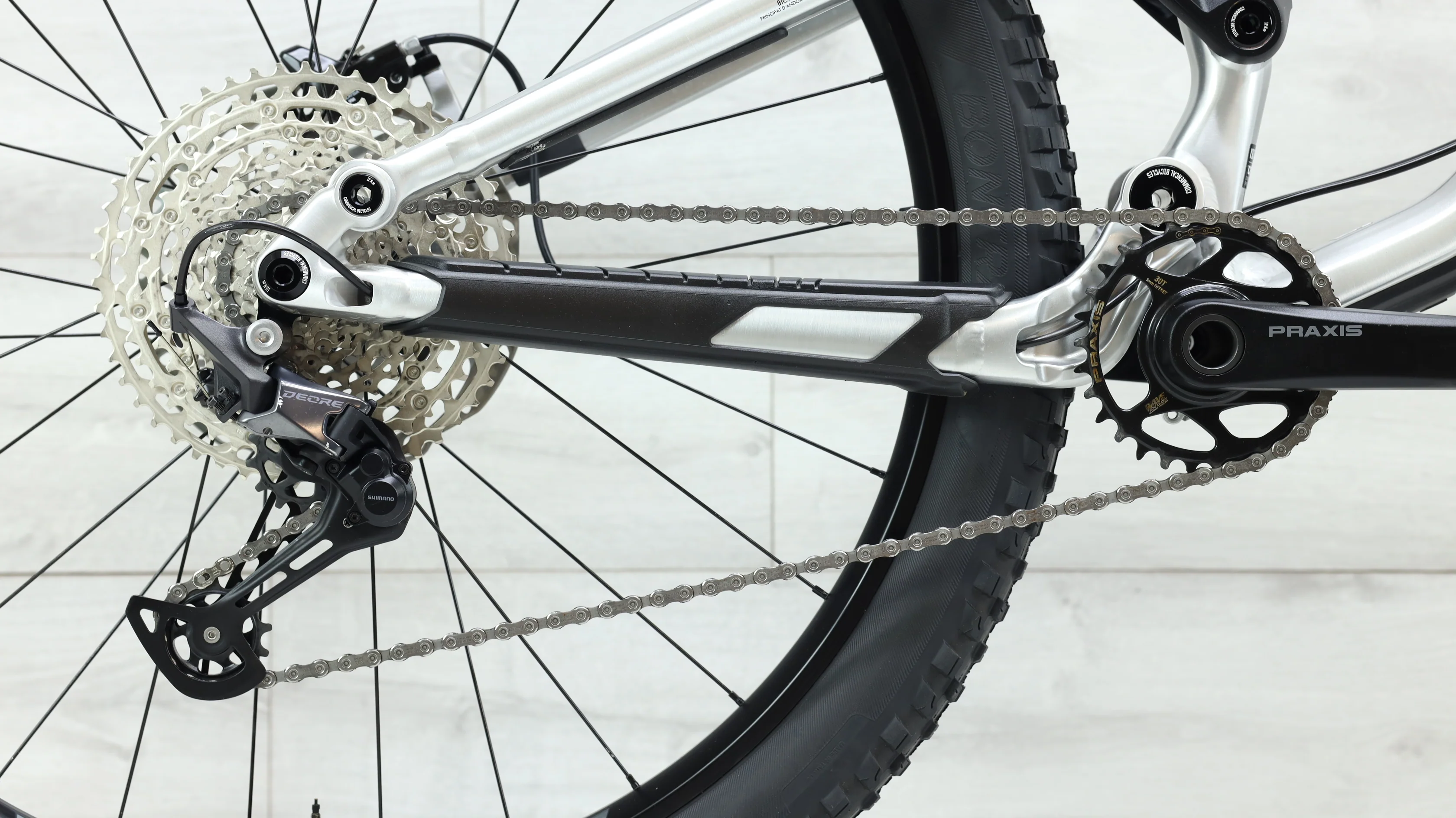 2023 Commencal Meta TR 29 Mountain Bike - Medium - Image 4