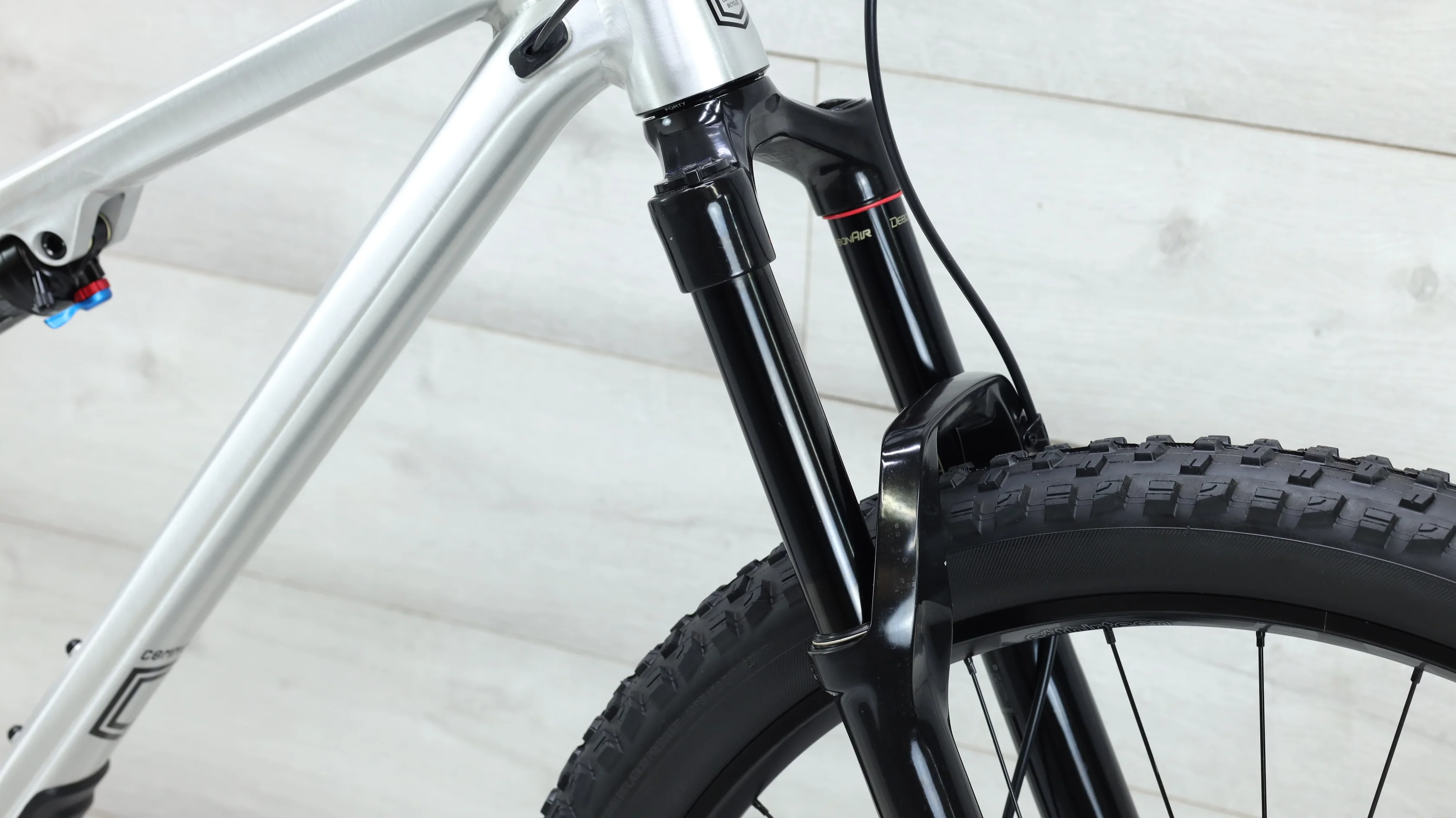 2023 Commencal Meta TR 29 Mountain Bike - Medium - Image 7