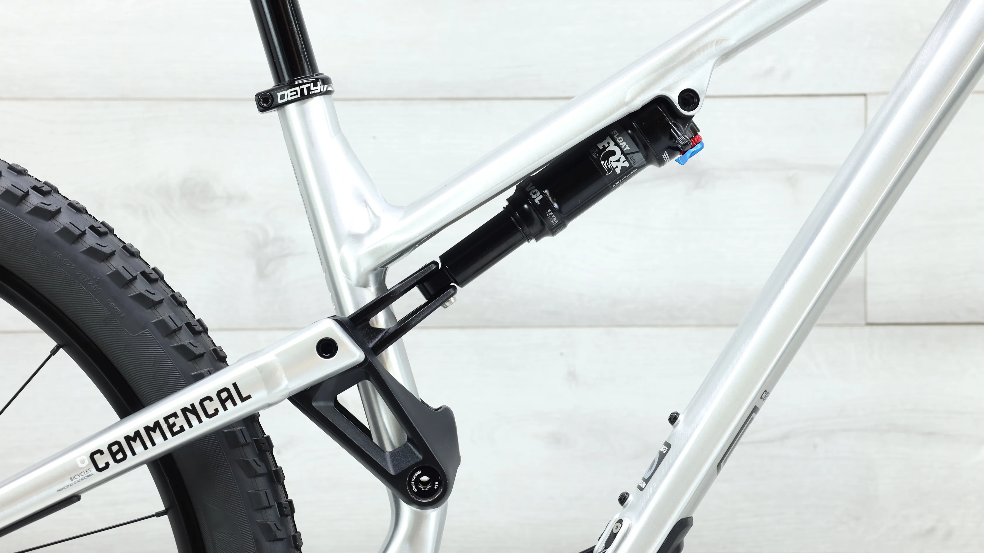2023 Commencal Meta TR 29 Mountain Bike - Medium - Image 9