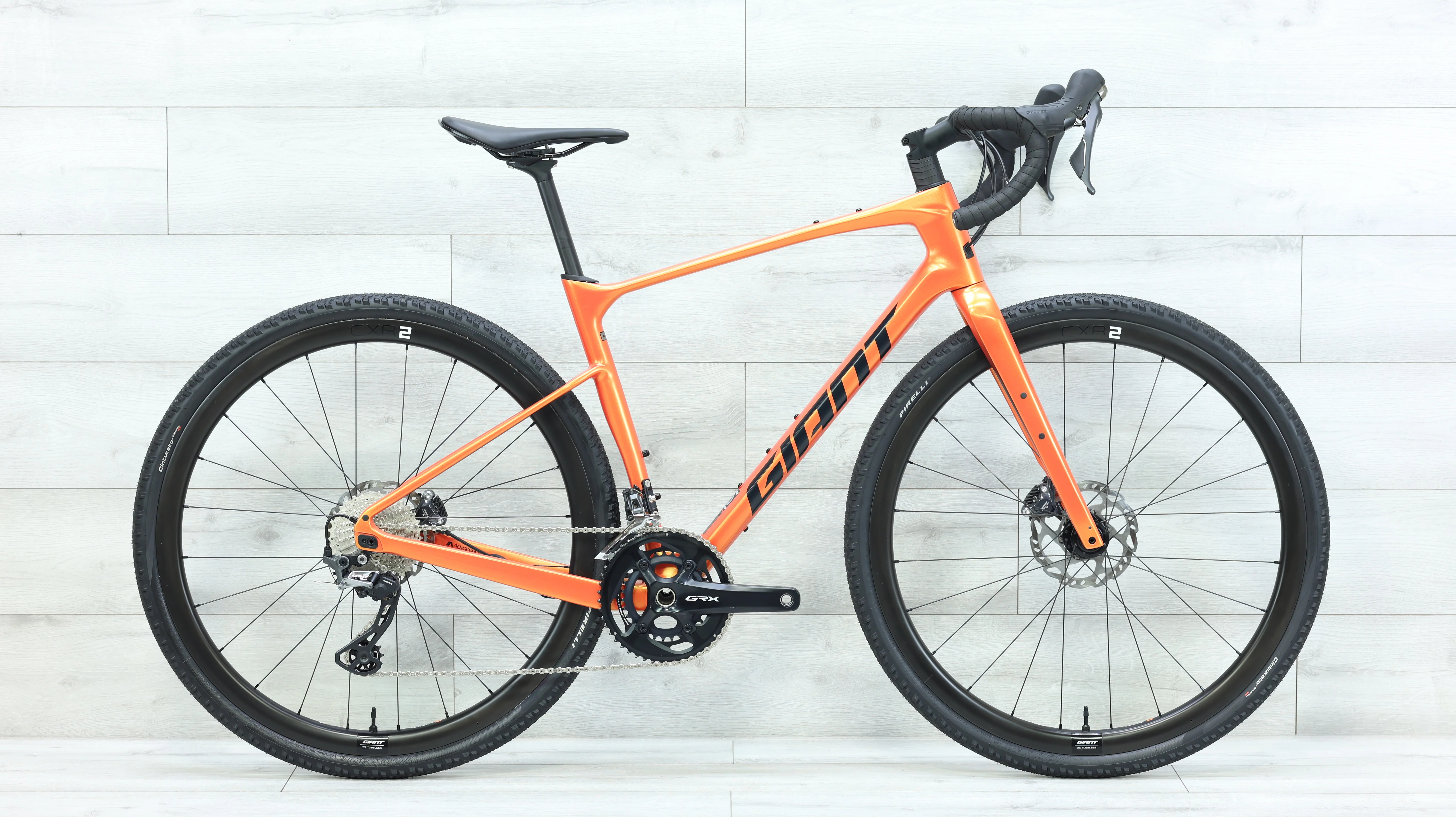 2023 Giant Revolt Advanced 0 Gravel Bike - Medium