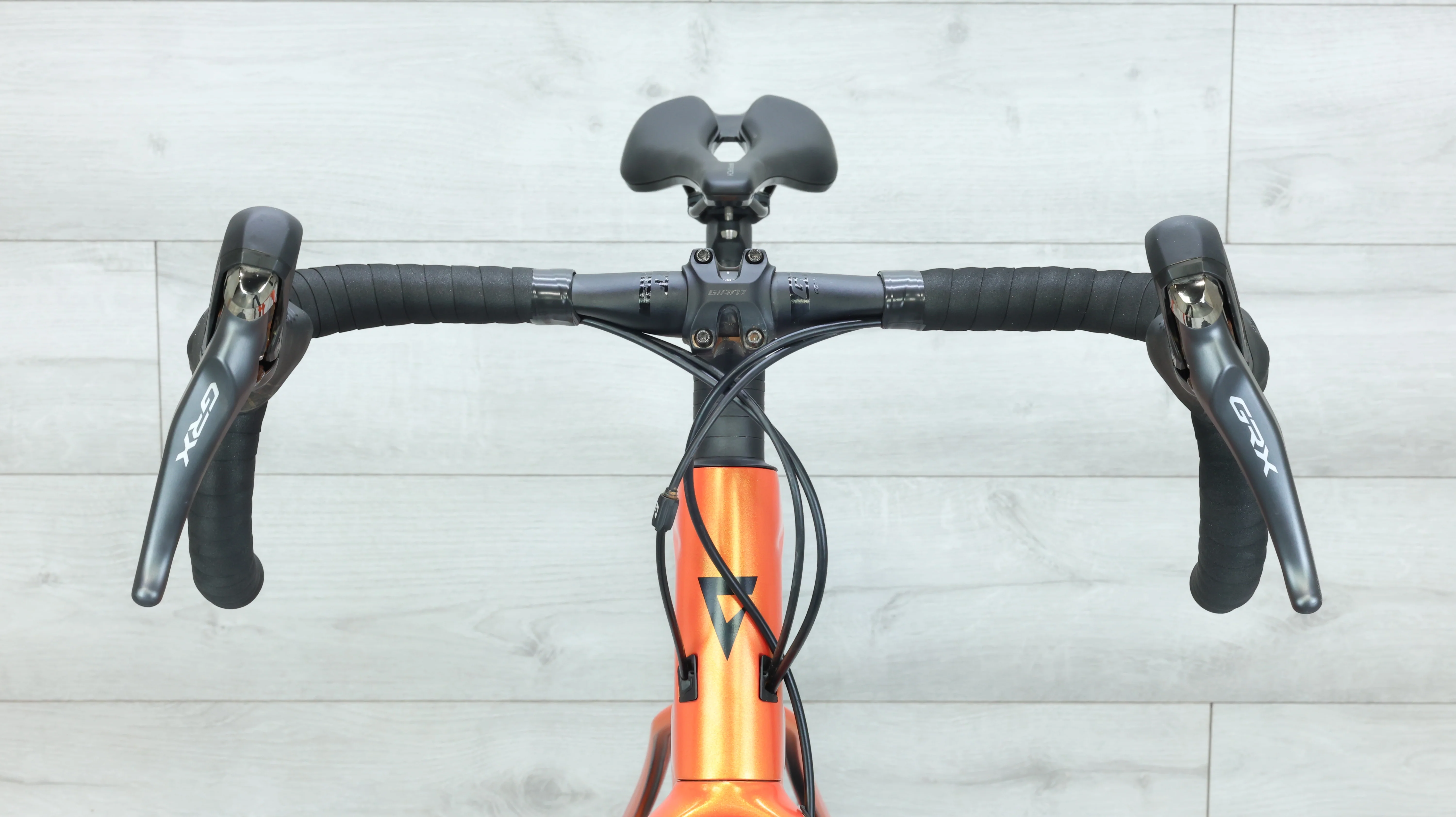 2023 Giant Revolt Advanced 0 Gravel Bike - Medium - Image 12
