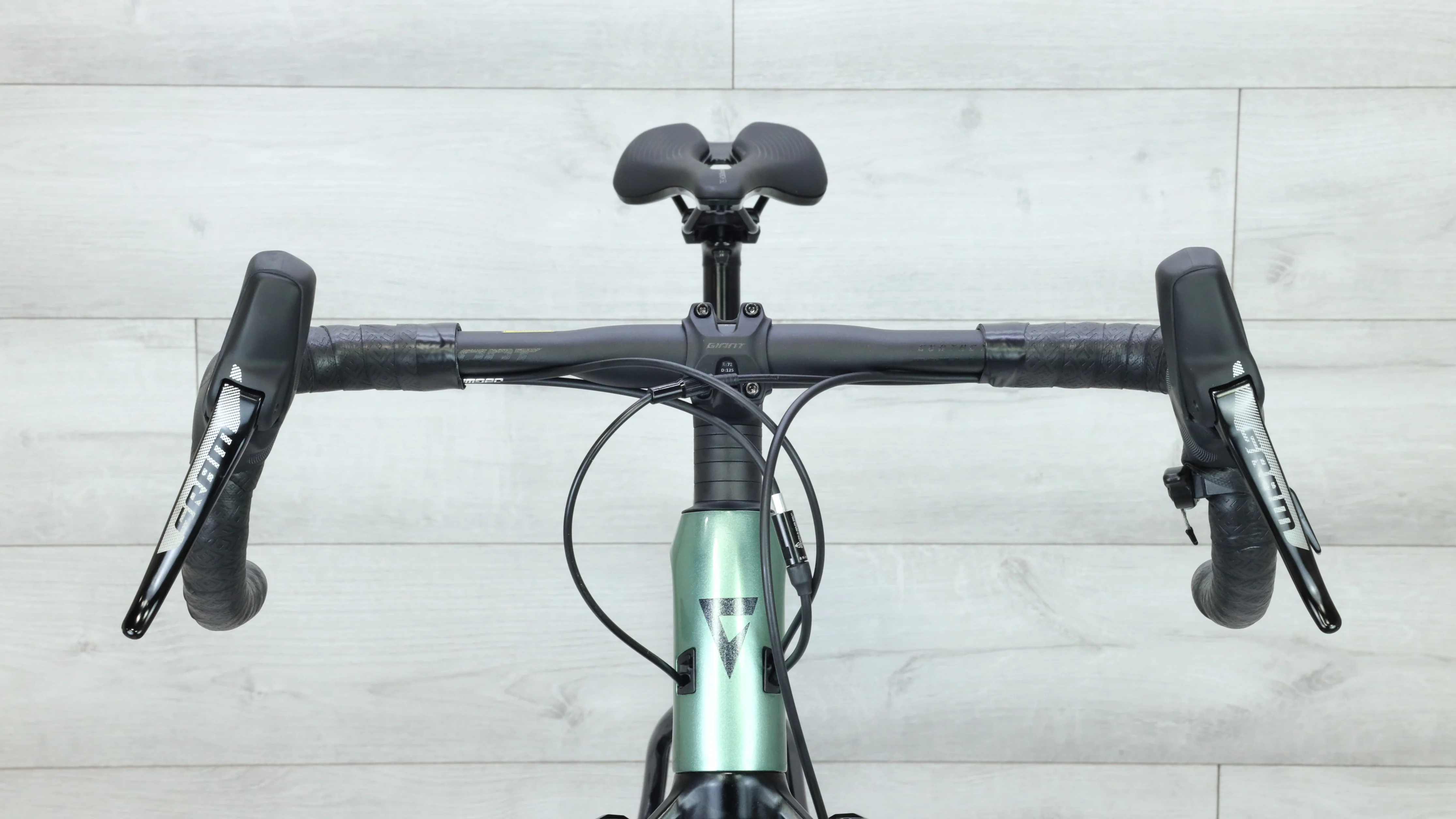 2023 Giant Revolt X Advanced Pro 2 Gravel Bike - Med/Large - Image 10