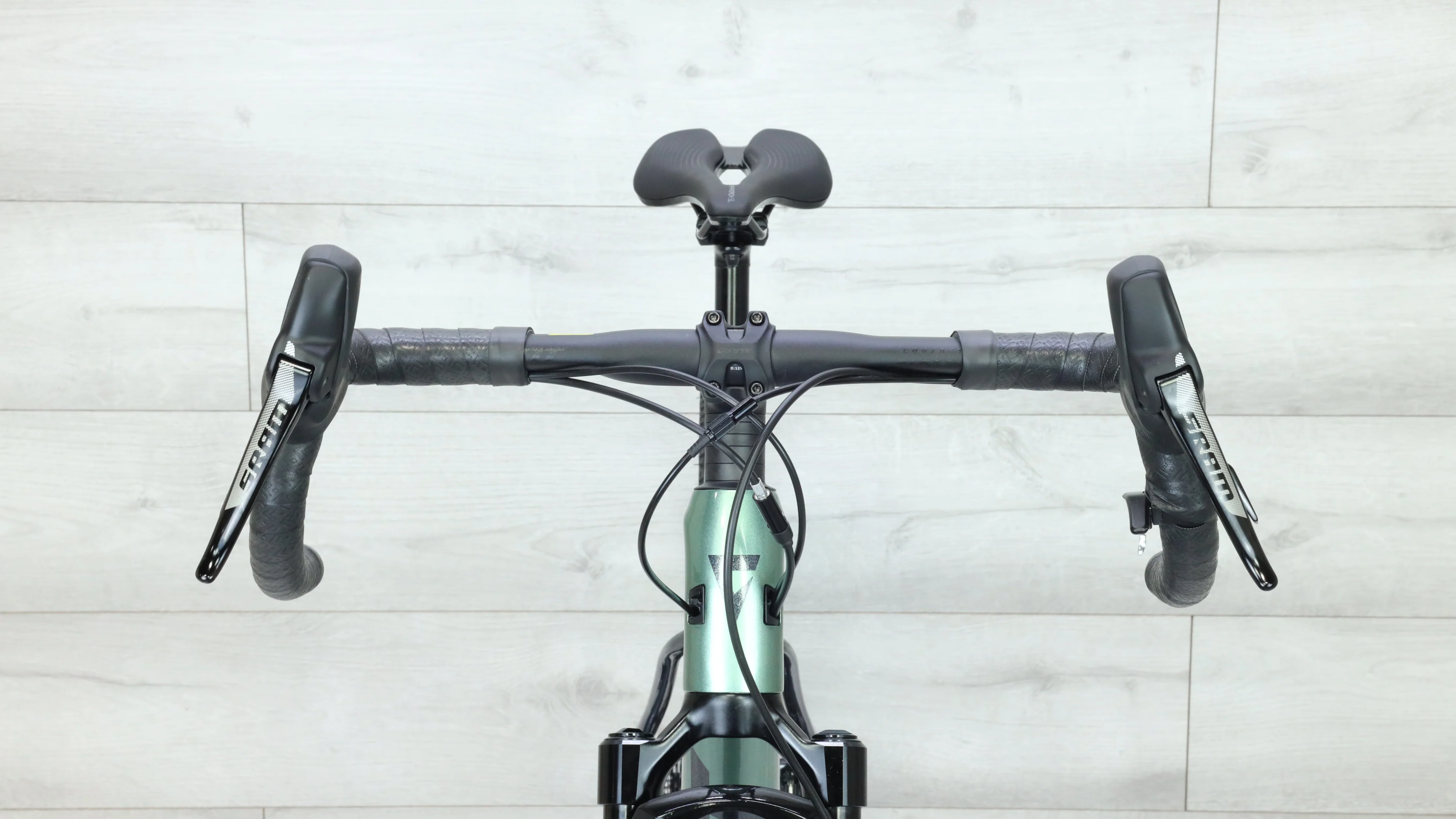 2023 Giant Revolt X Advanced Pro 2 Gravel Bike - Medium - Image 10
