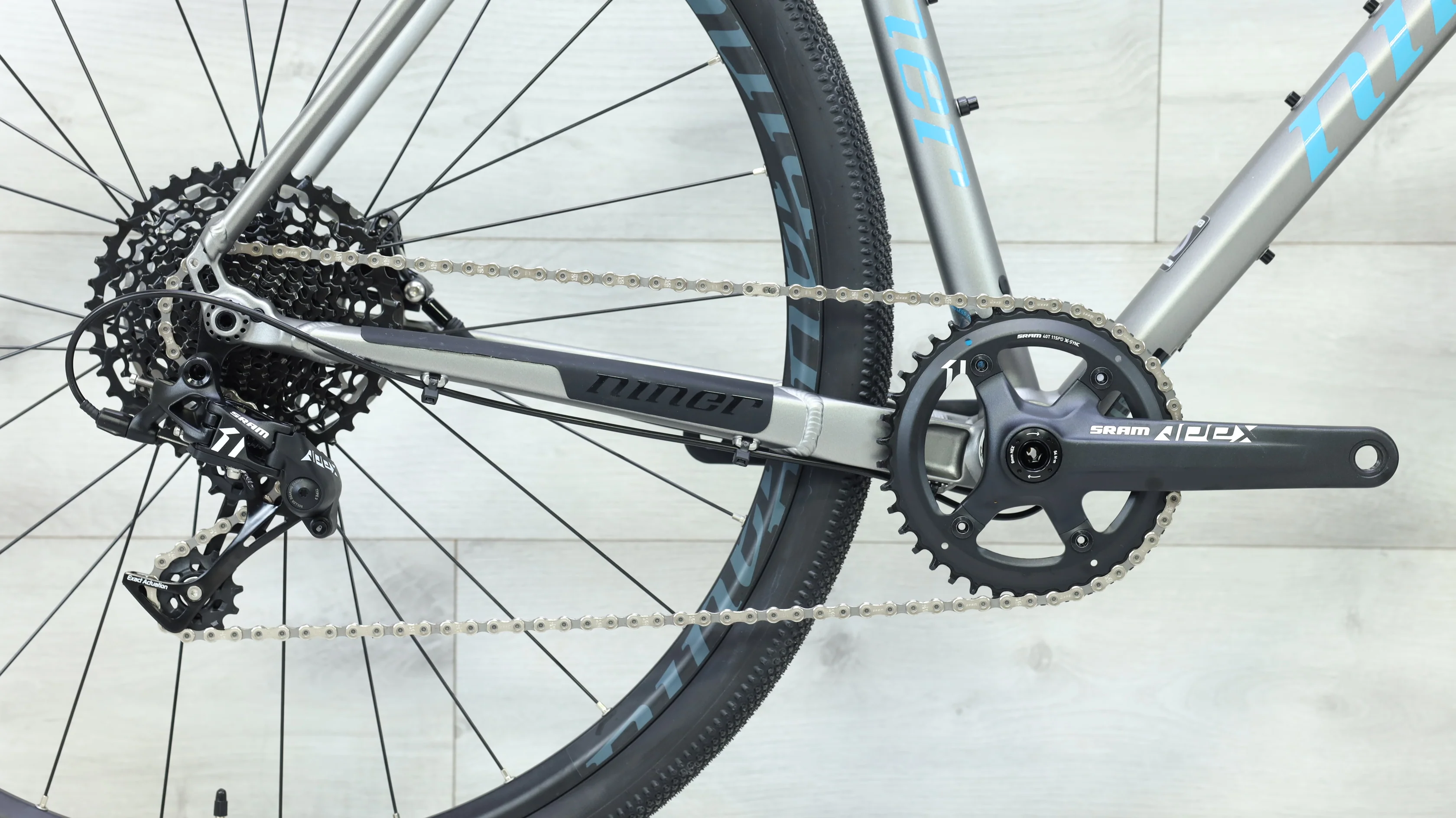 2023 Niner RLT 9 2-Star Apex 1 Gravel Bike - 59cm - Image 4