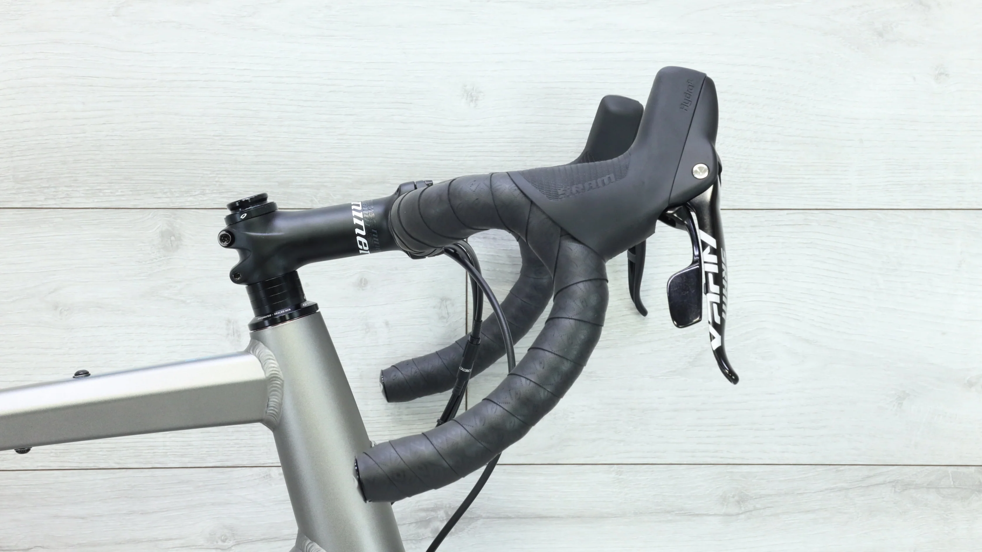 2023 Niner RLT 9 2-STAR SRAM APEX 1 Gravel Bike - 62cm - Image 9