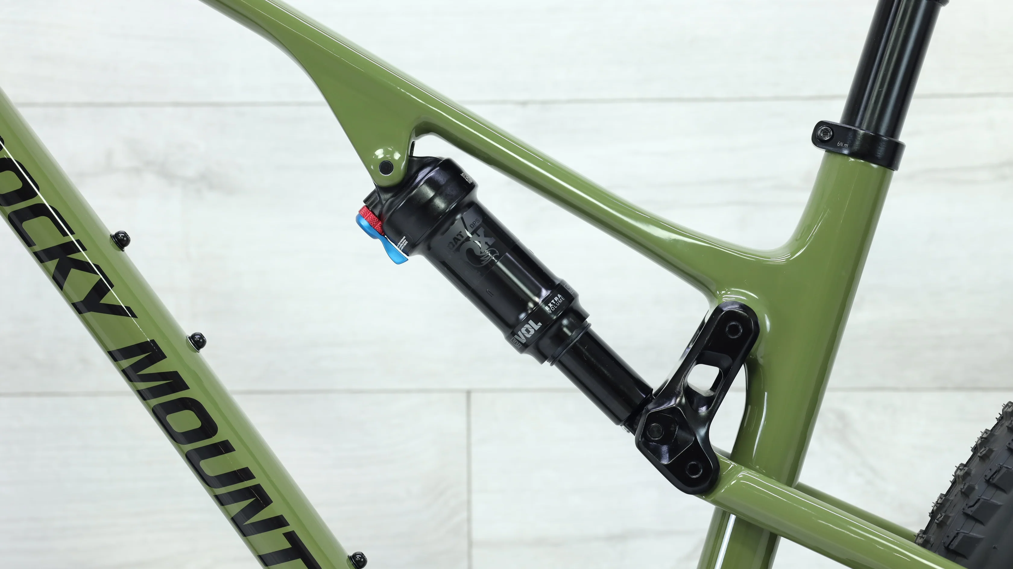 2023 Rocky Mountain Element C50 Shimano Mountain Bike - Medium - Image 10