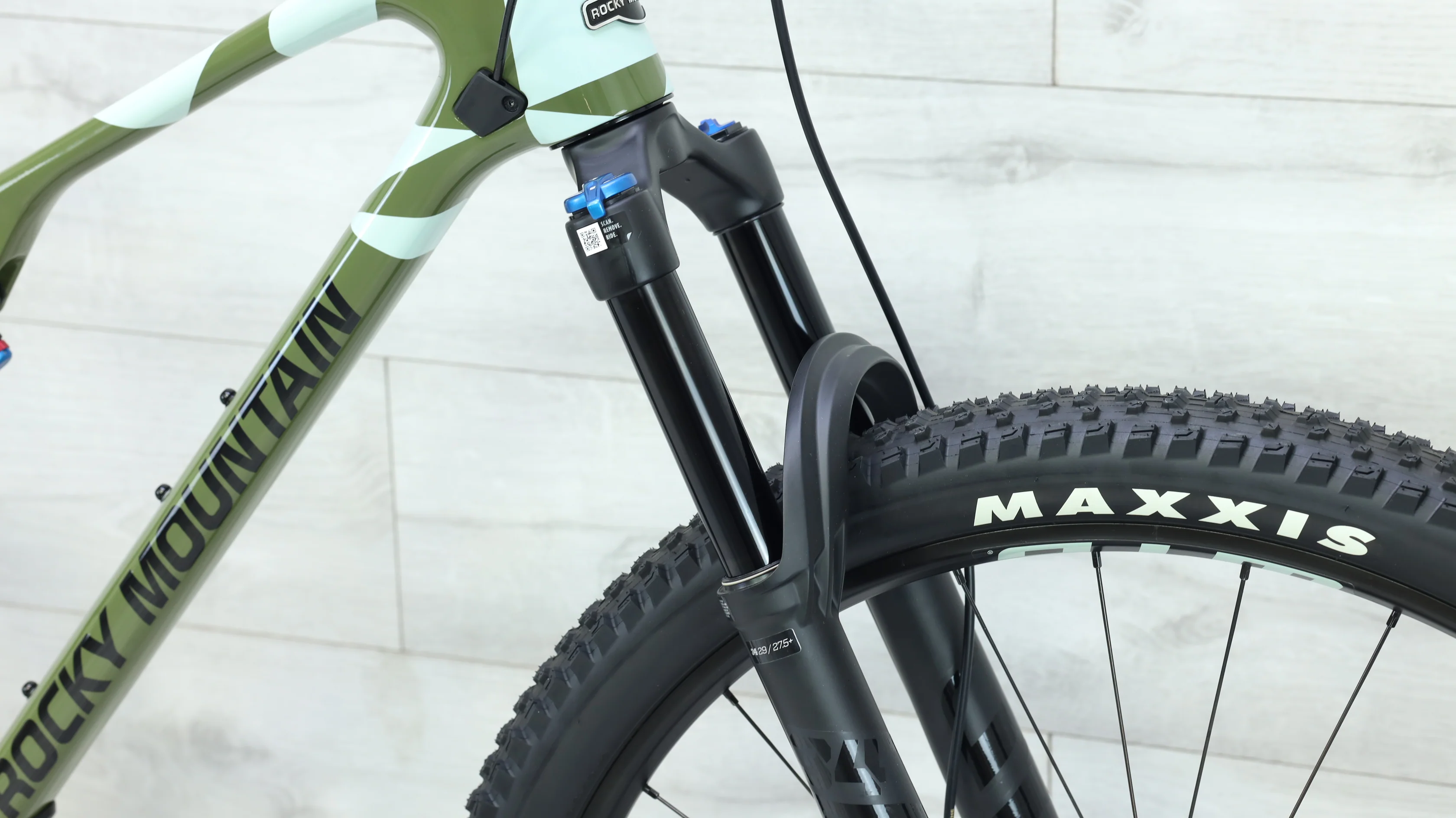 2023 Rocky Mountain Element C50 Shimano Mountain Bike - Medium - Image 7