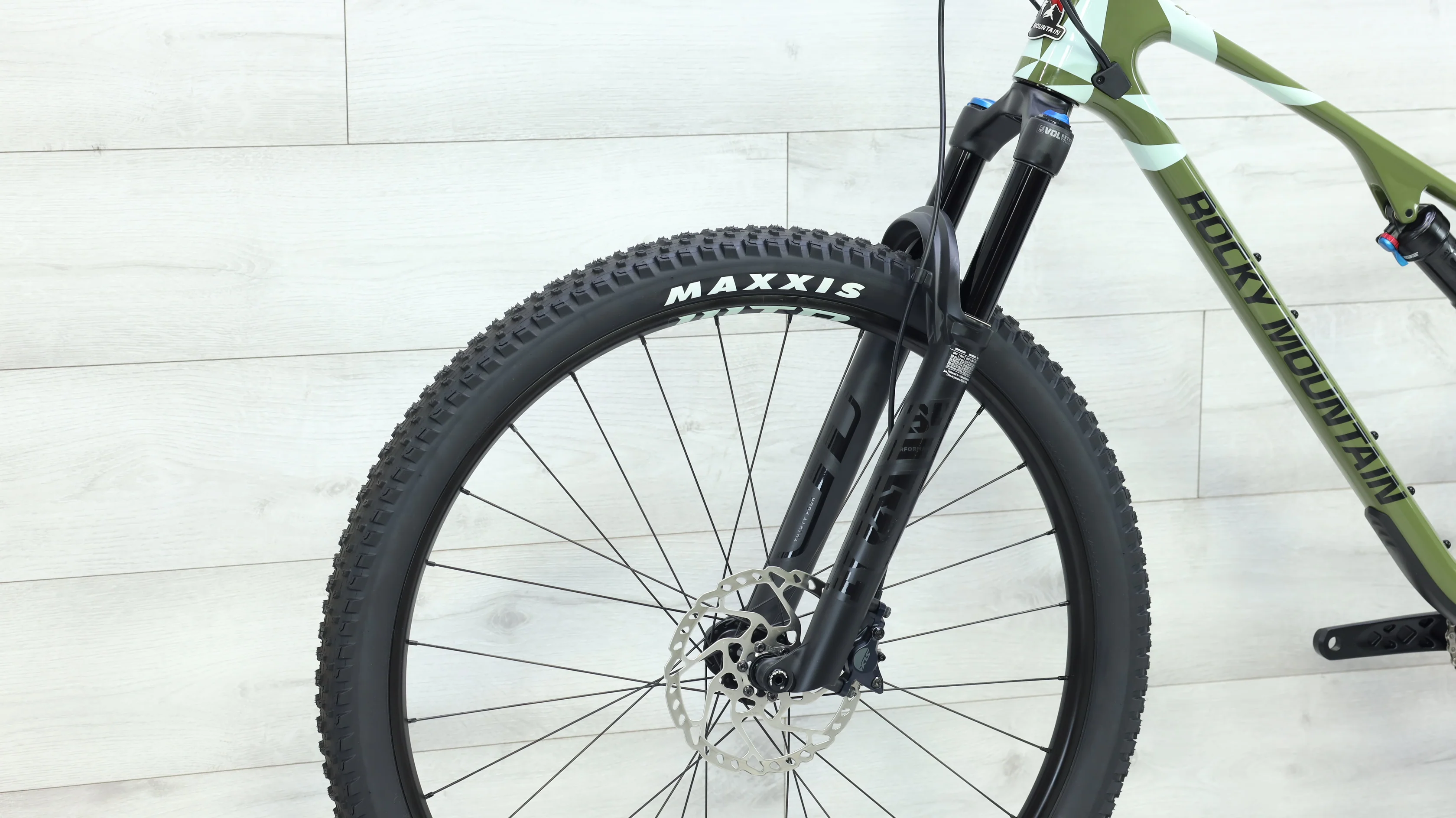 2023 Rocky Mountain Element C50 Shimano Mountain Bike - Medium - Image 8