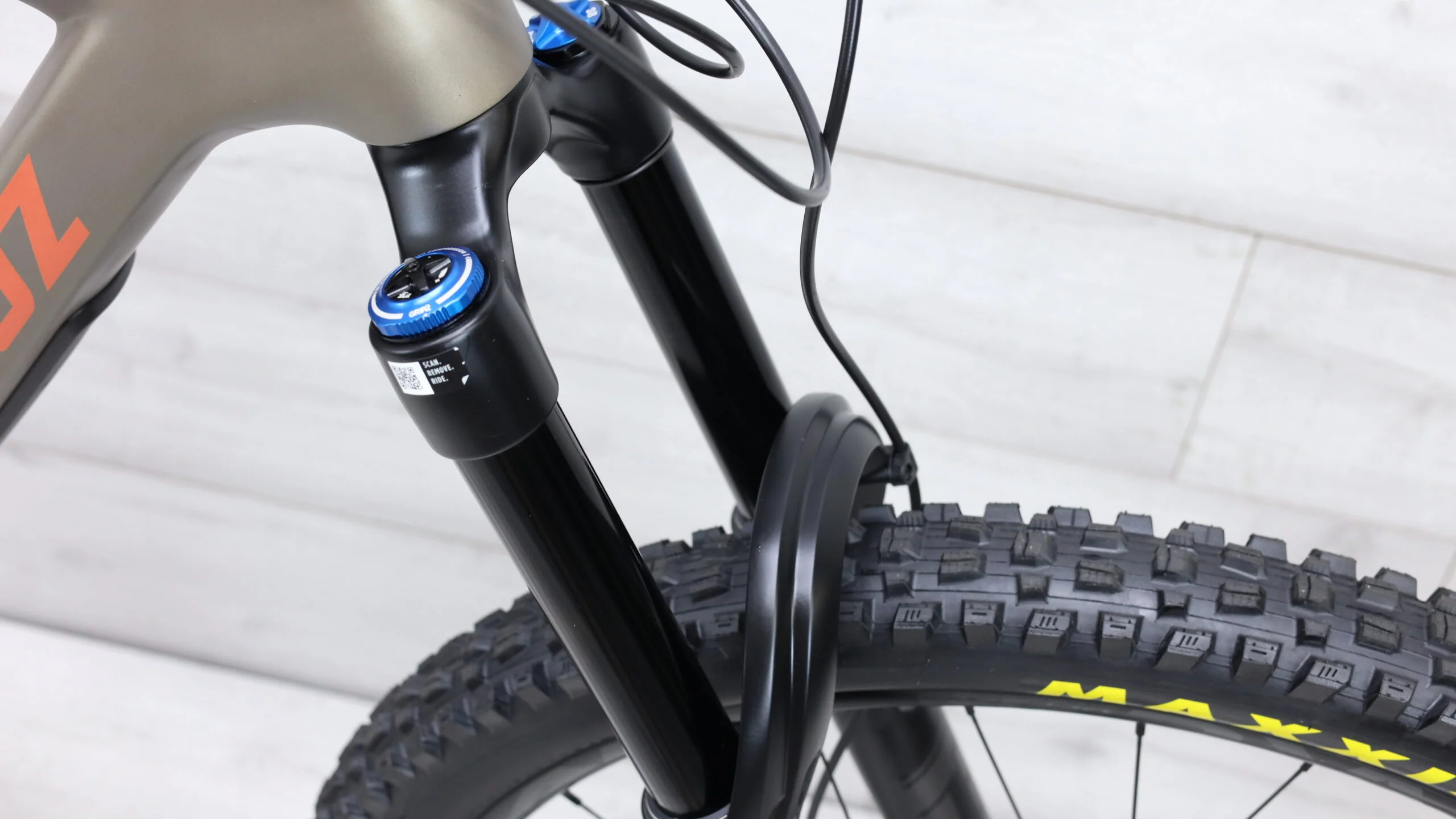 2023 Santa Cruz Megatower GX AXS Mountain Bike - X-Large - Image 7