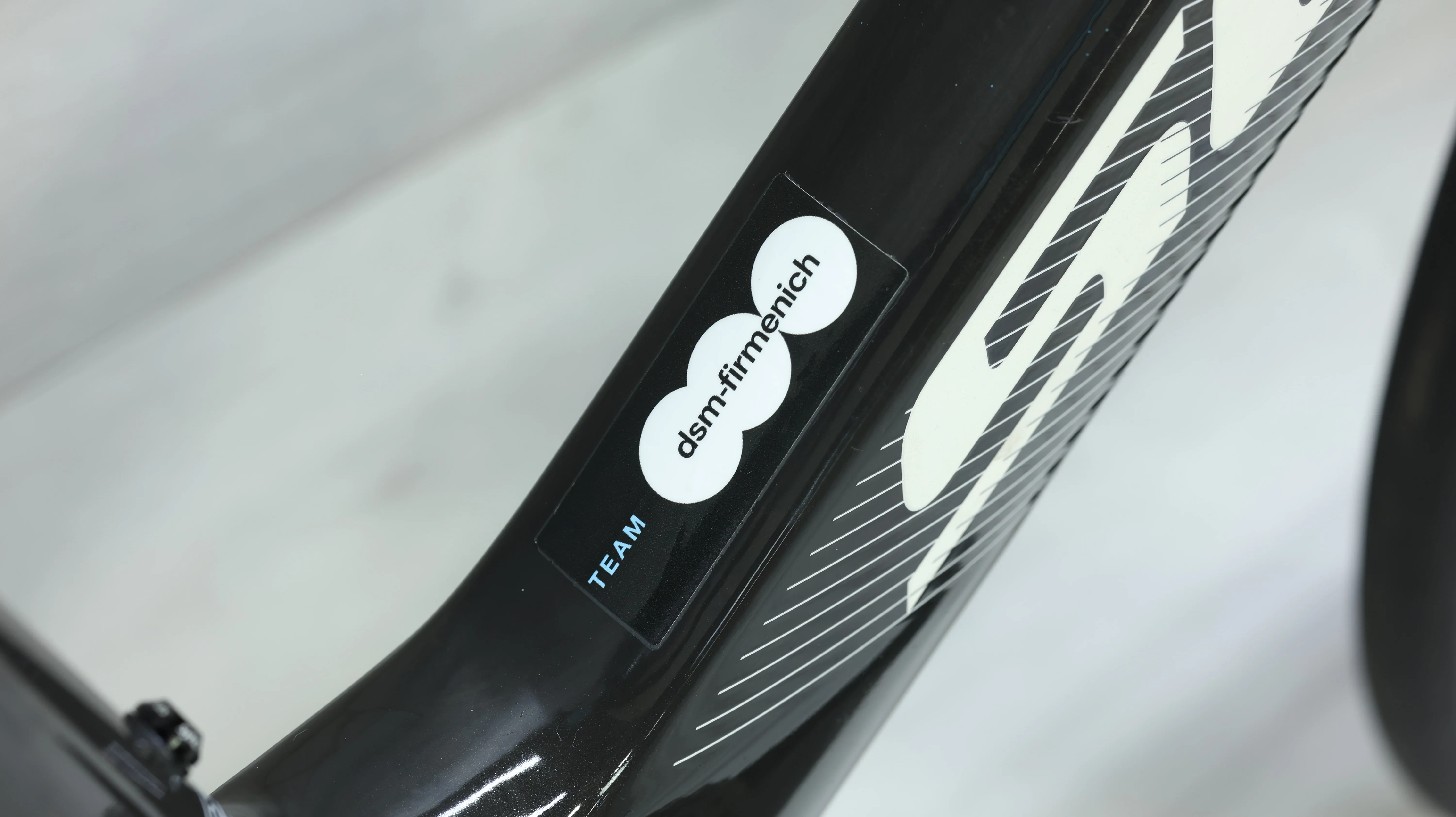 2023 Scott Foil Team DSM - Firmenich Road Bike - Small - Image 16