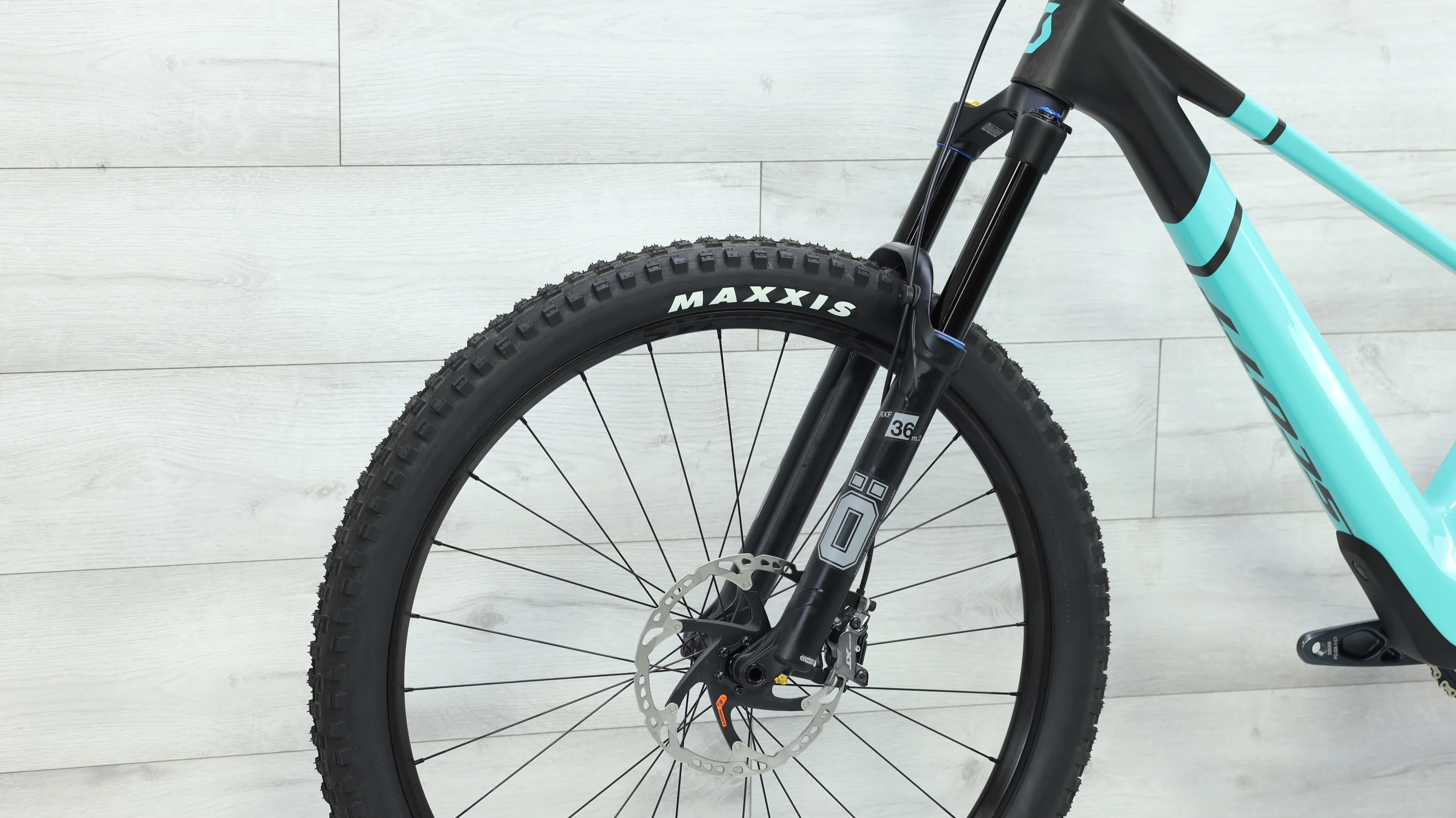 2023 Scott Genius ST 910 Mountain Bike - Medium - Image 8
