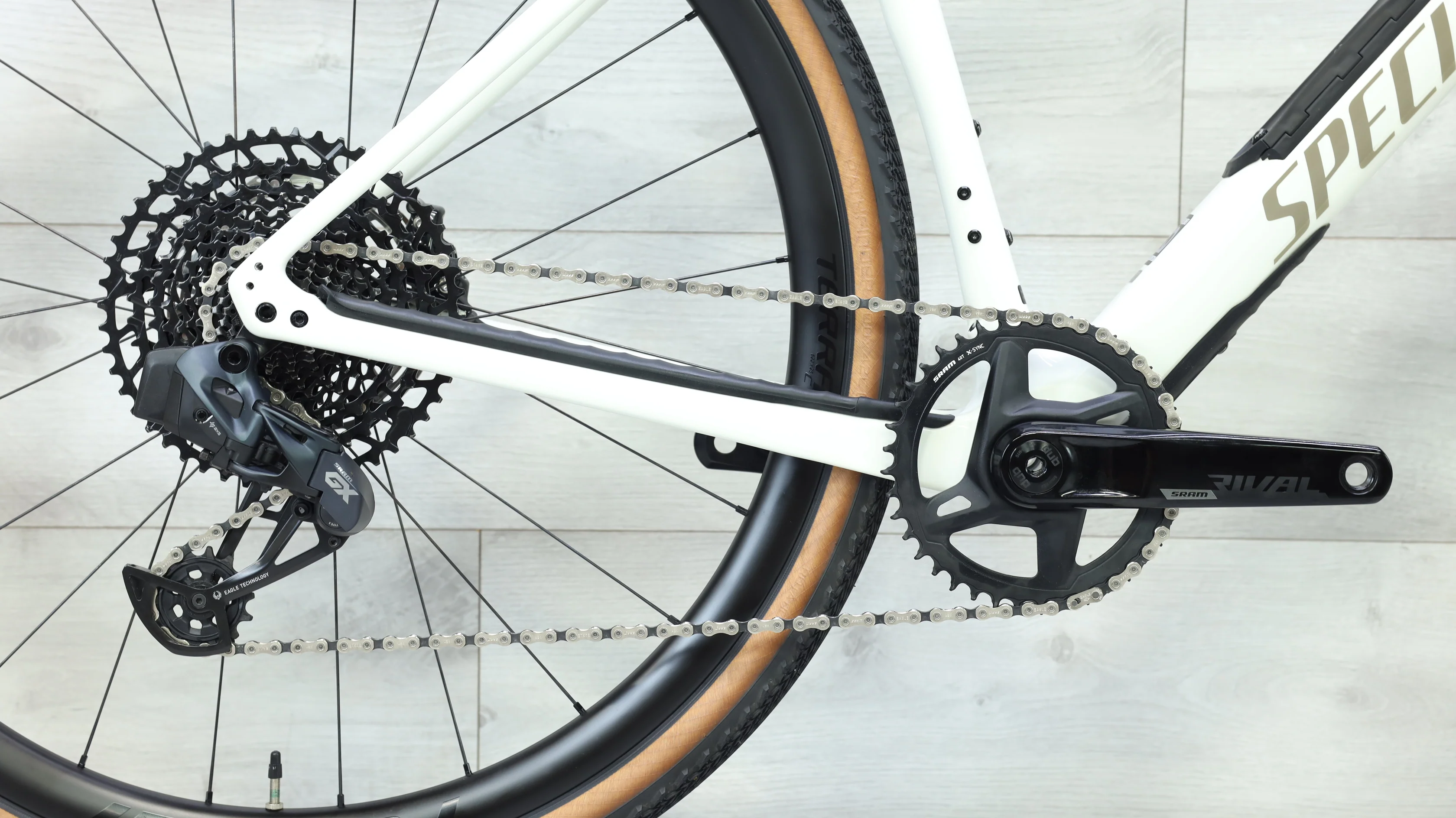 2023 Specialized Diverge Expert Carbon Gravel Bike - 56cm - Image 4