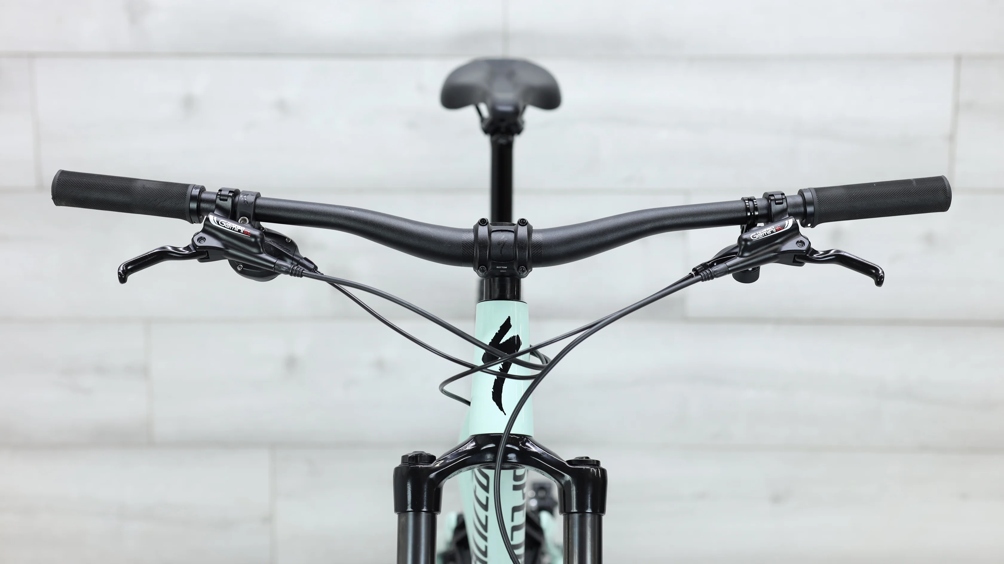 2023 Specialized Stumpjumper Alloy Mountain Bike - Large (S4) - Image 11