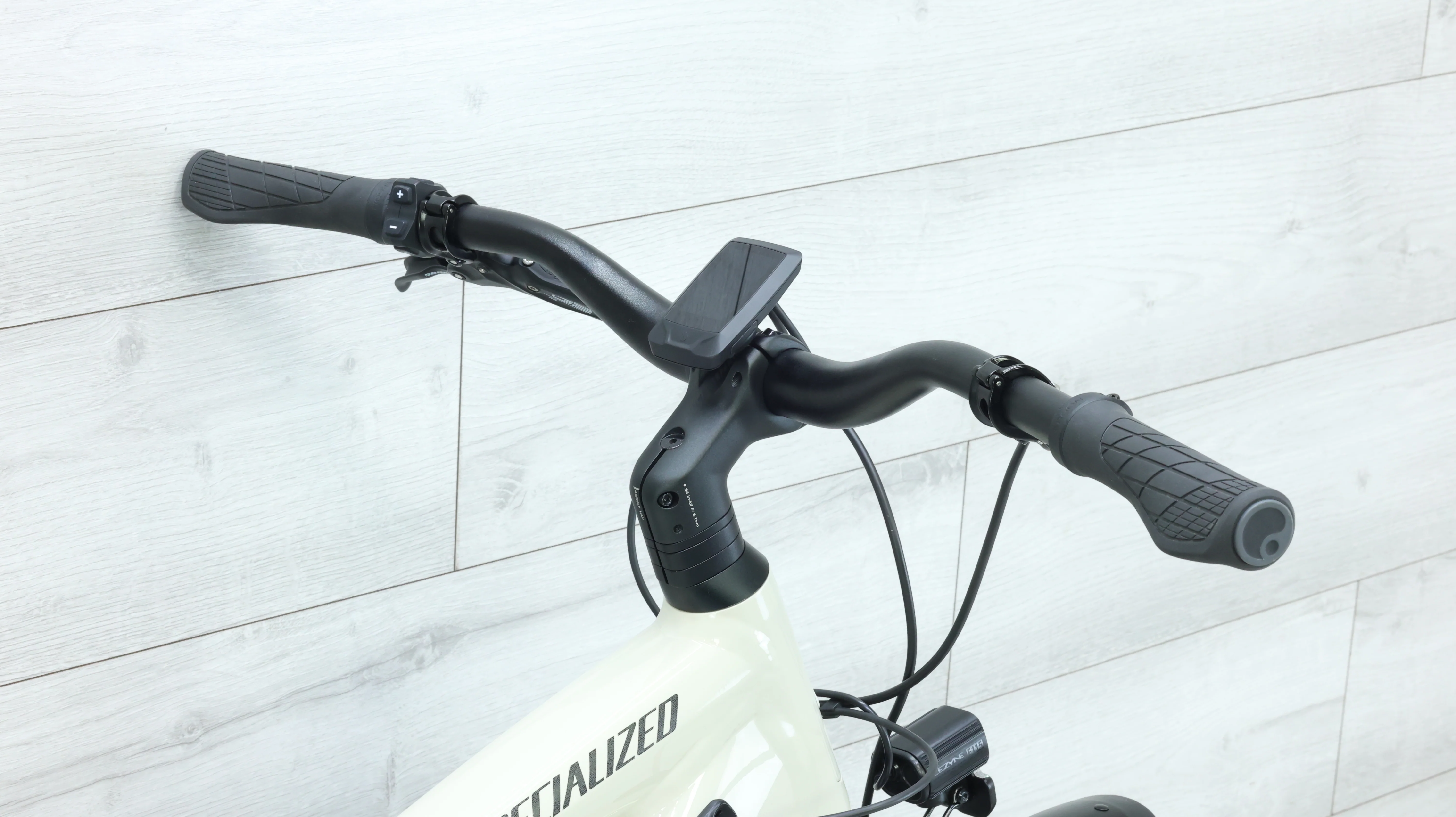 2023 Specialized Turbo Vado 5.0 IGH Commuter E-Bike - Medium - Image 10