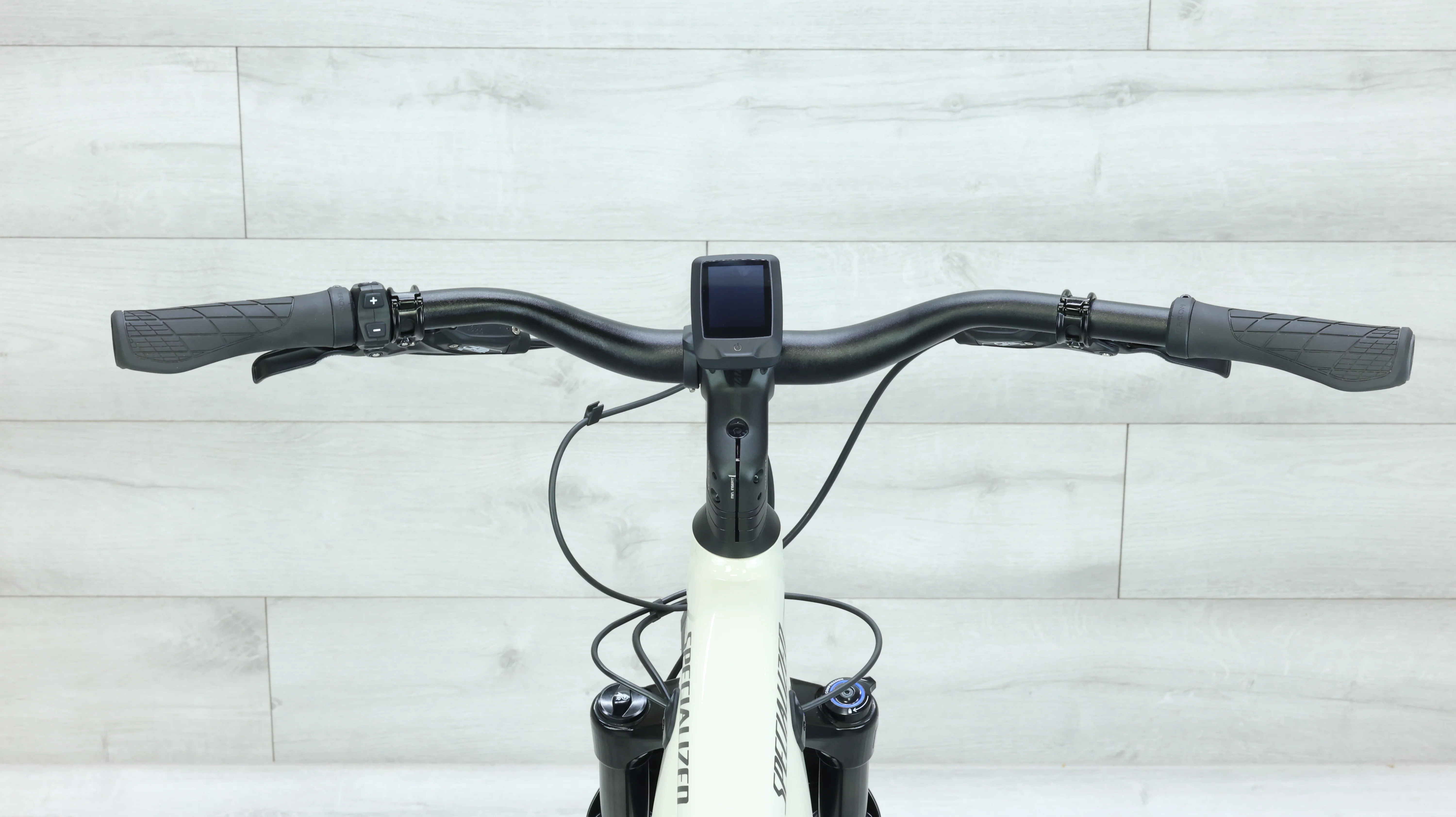2023 Specialized Turbo Vado 5.0 IGH Commuter E-Bike - Medium - Image 13