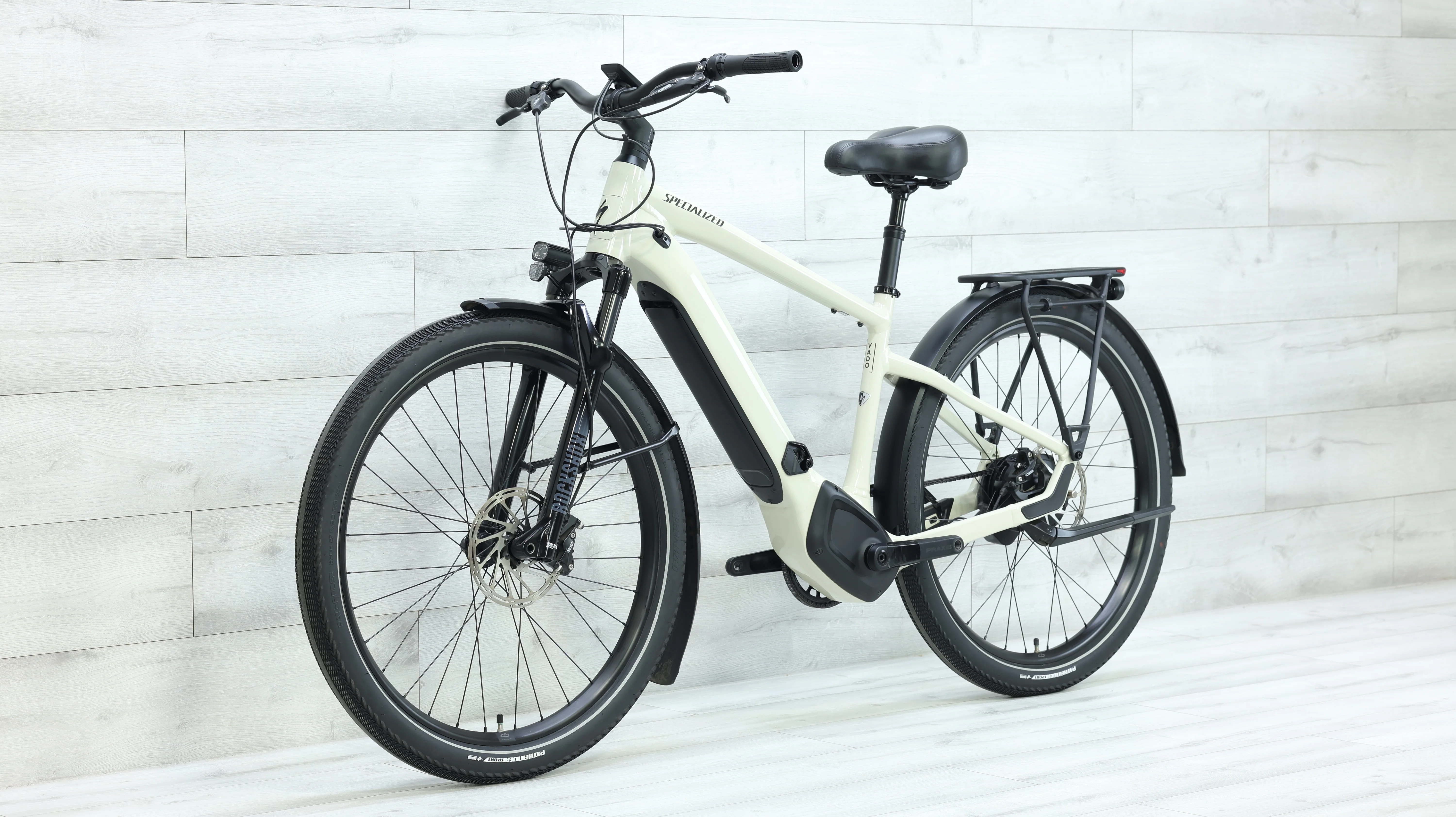 2023 Specialized Turbo Vado 5.0 IGH Commuter E-Bike - Medium - Image 4