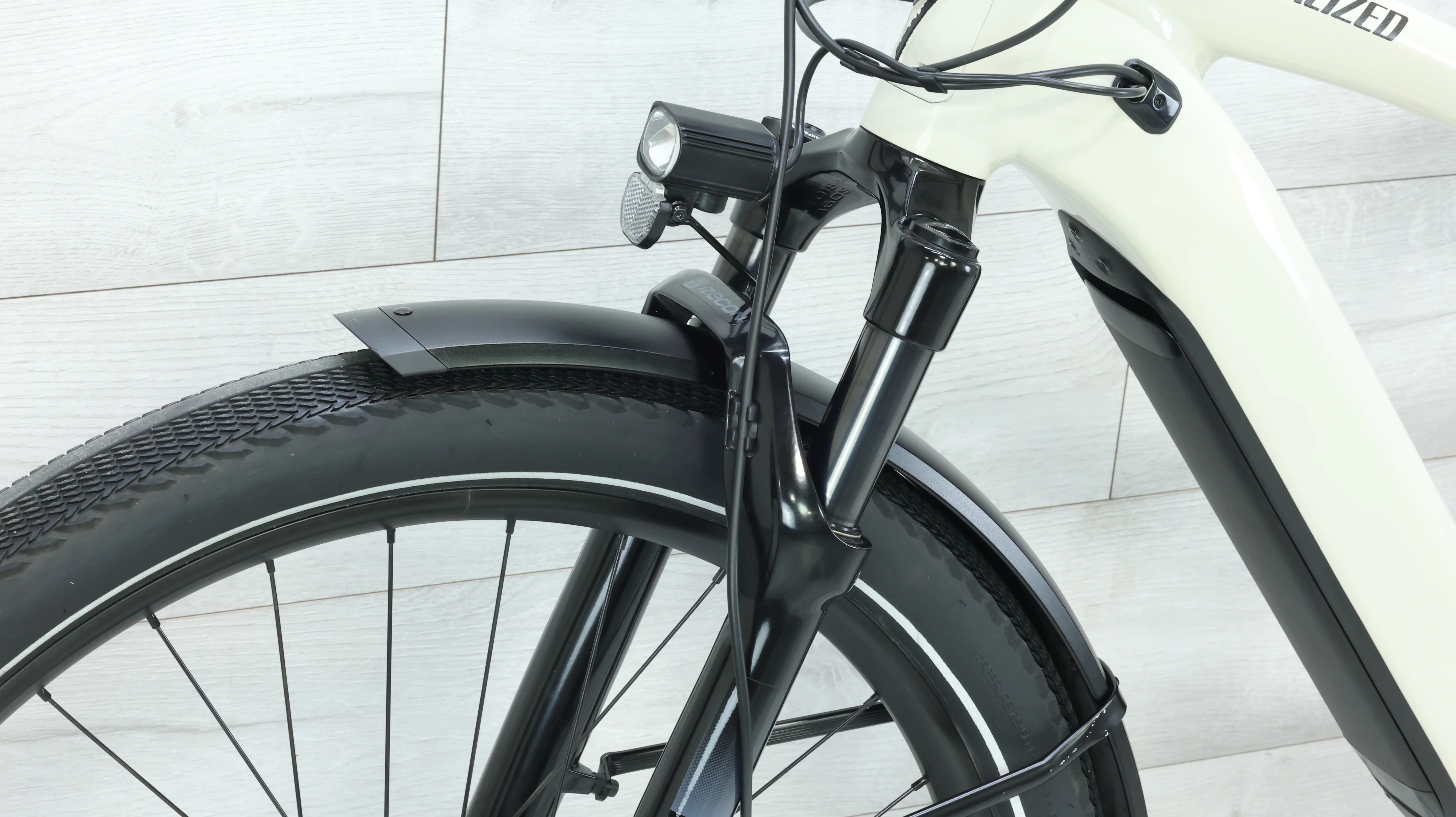 2023 Specialized Turbo Vado 5.0 IGH Commuter E-Bike - Medium - Image 9