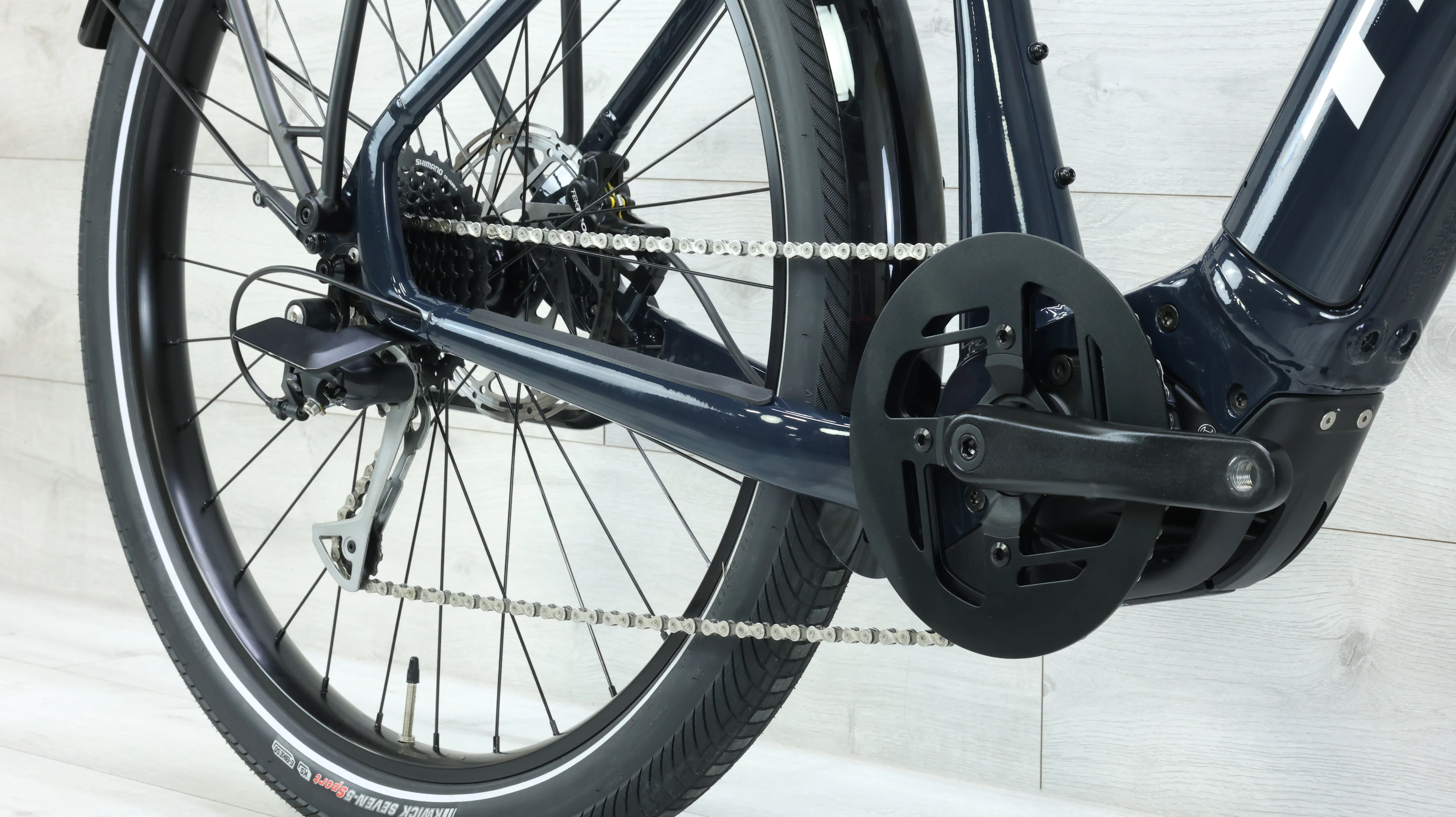 2023 Trek Allant+ 7S Commuter E-Bike - Large - Image 6